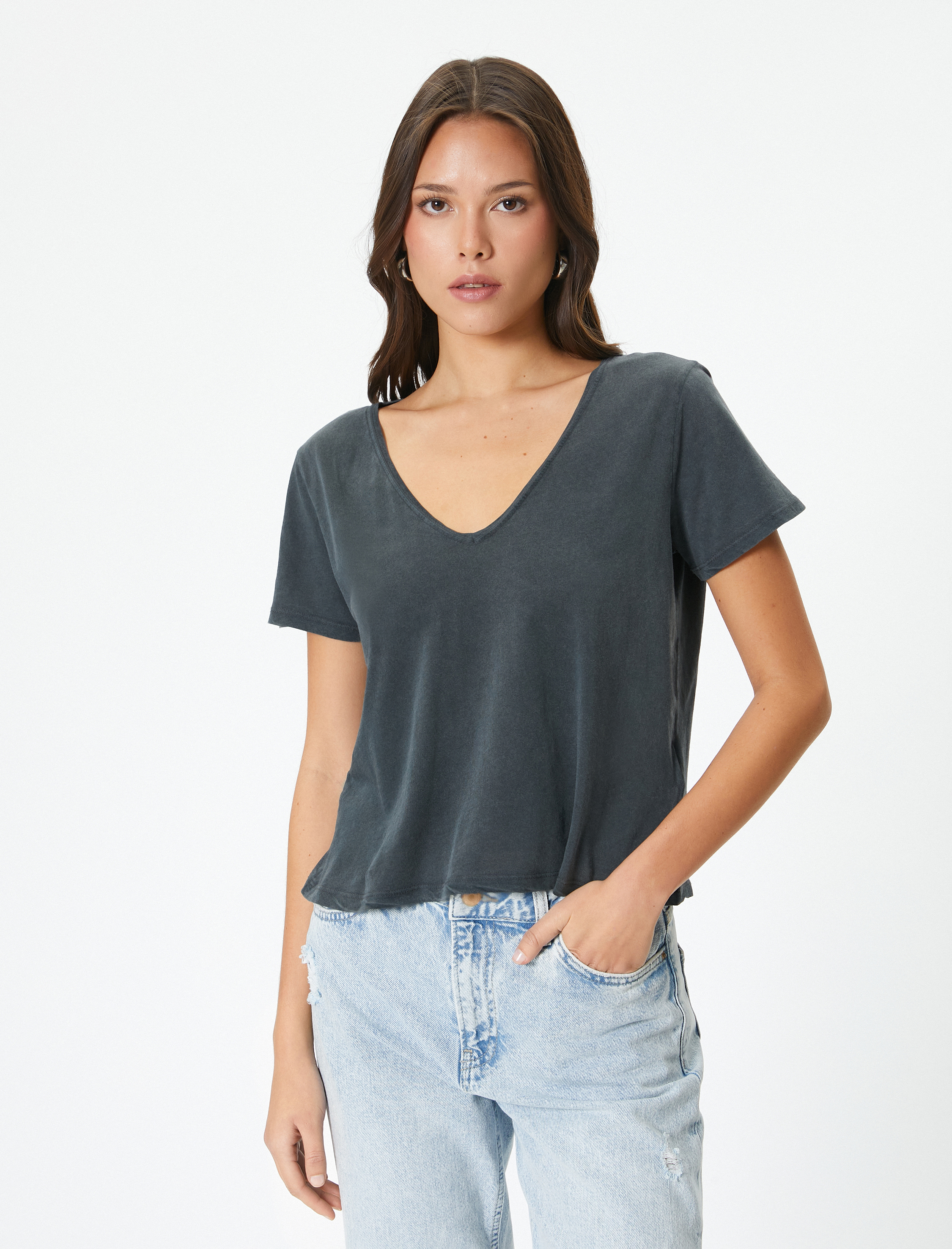 V Yaka Tişört Yıkamalı Kısa Kollu Pamuklu