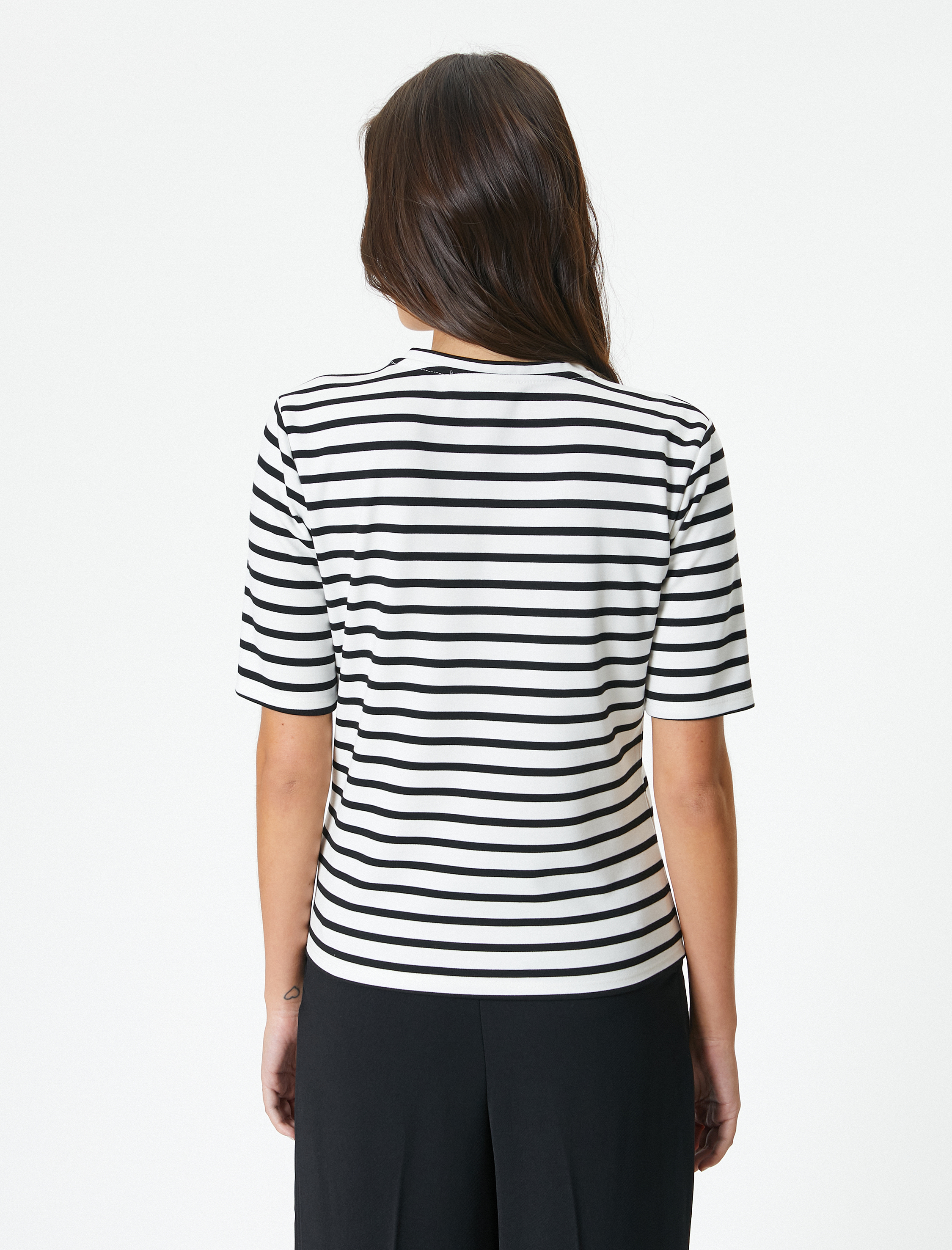   Slim Fit Tişört Bisiklet Yaka Kısa Kollu