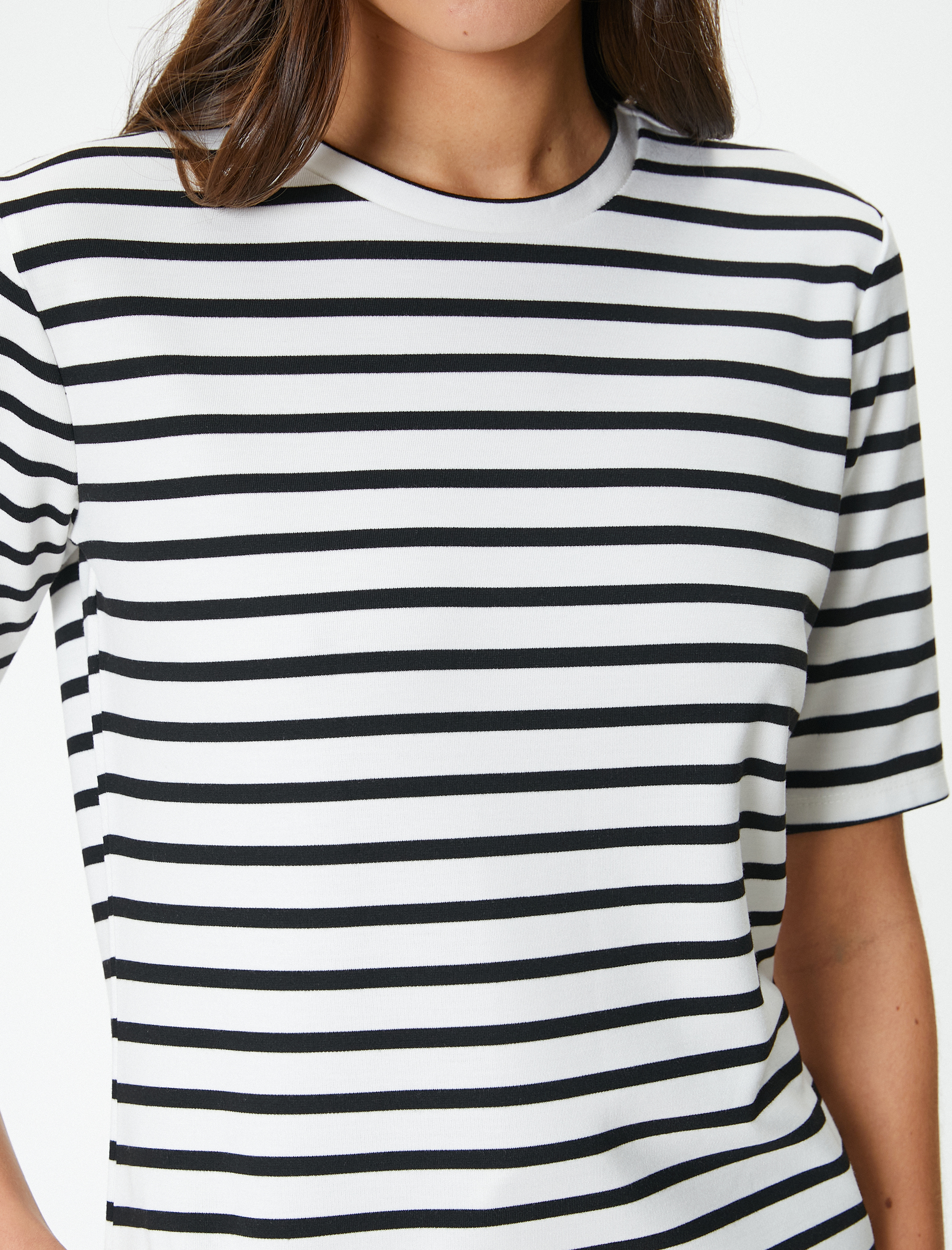   Slim Fit Tişört Bisiklet Yaka Kısa Kollu