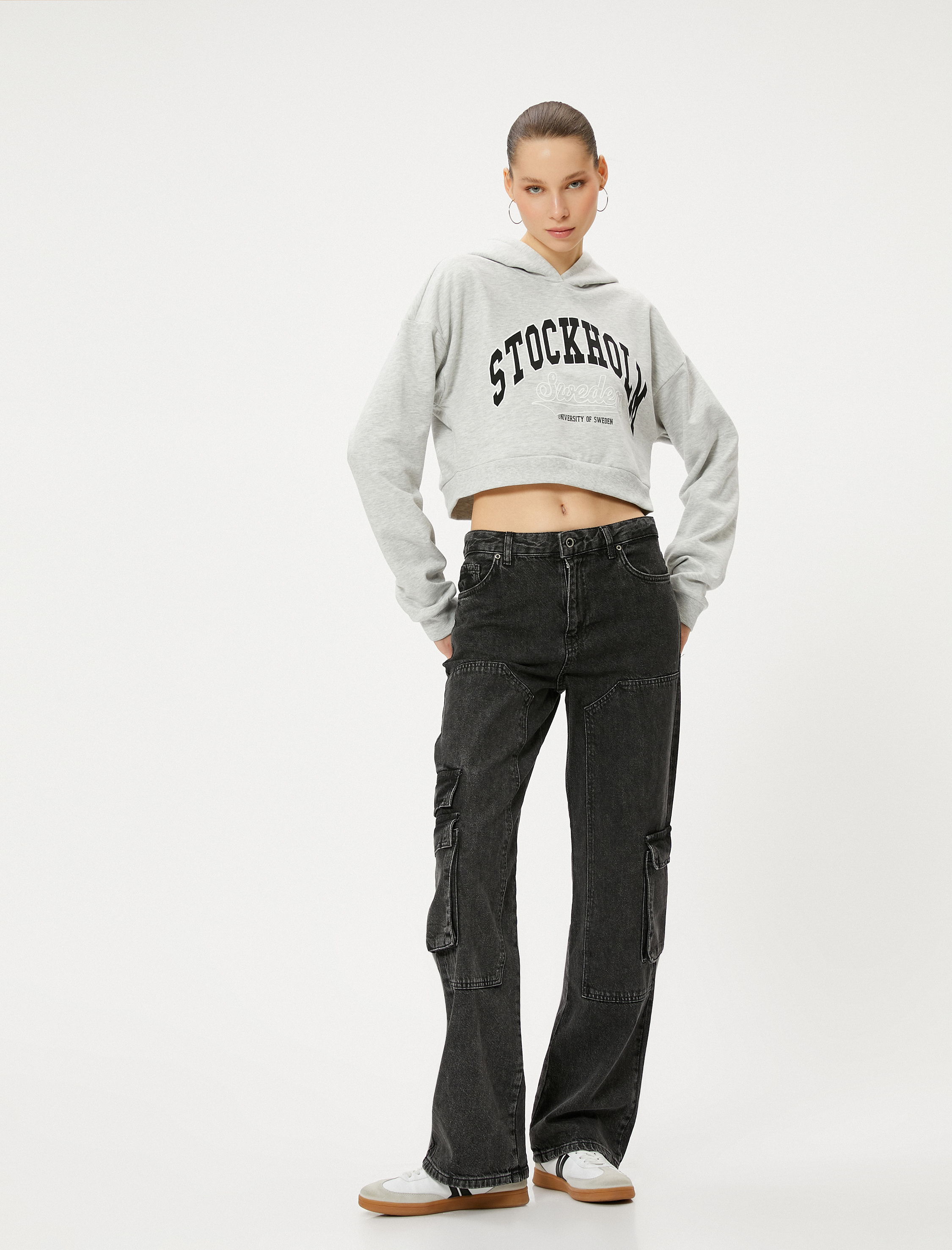   Şardonlu Kısa Kapşonlu Kolej Sweatshirt Rahat Kalıp