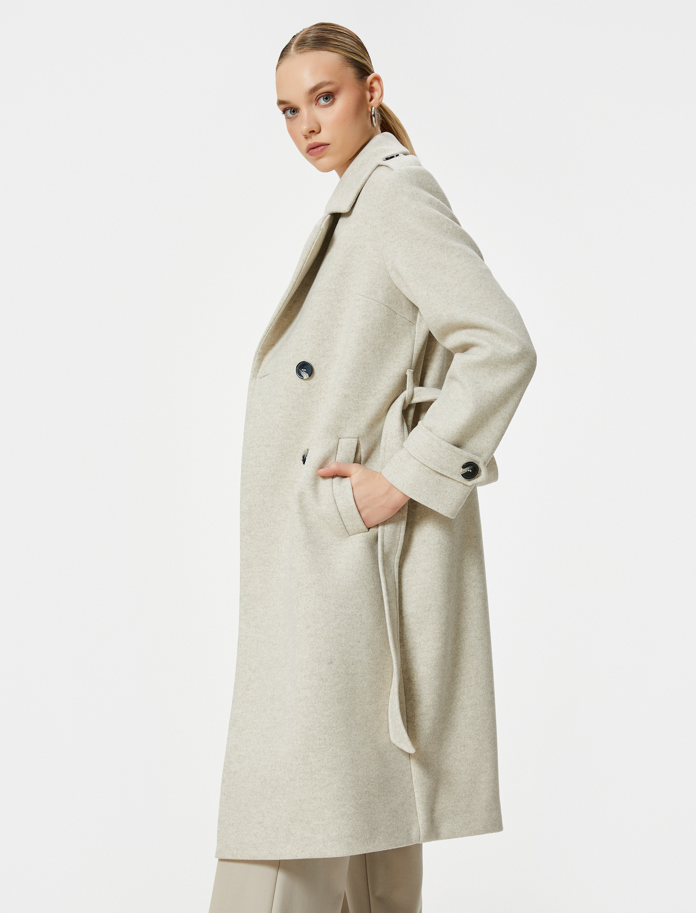   Kruvaze Kaban Düğmeli Kuşaklı Cepli Apoletli