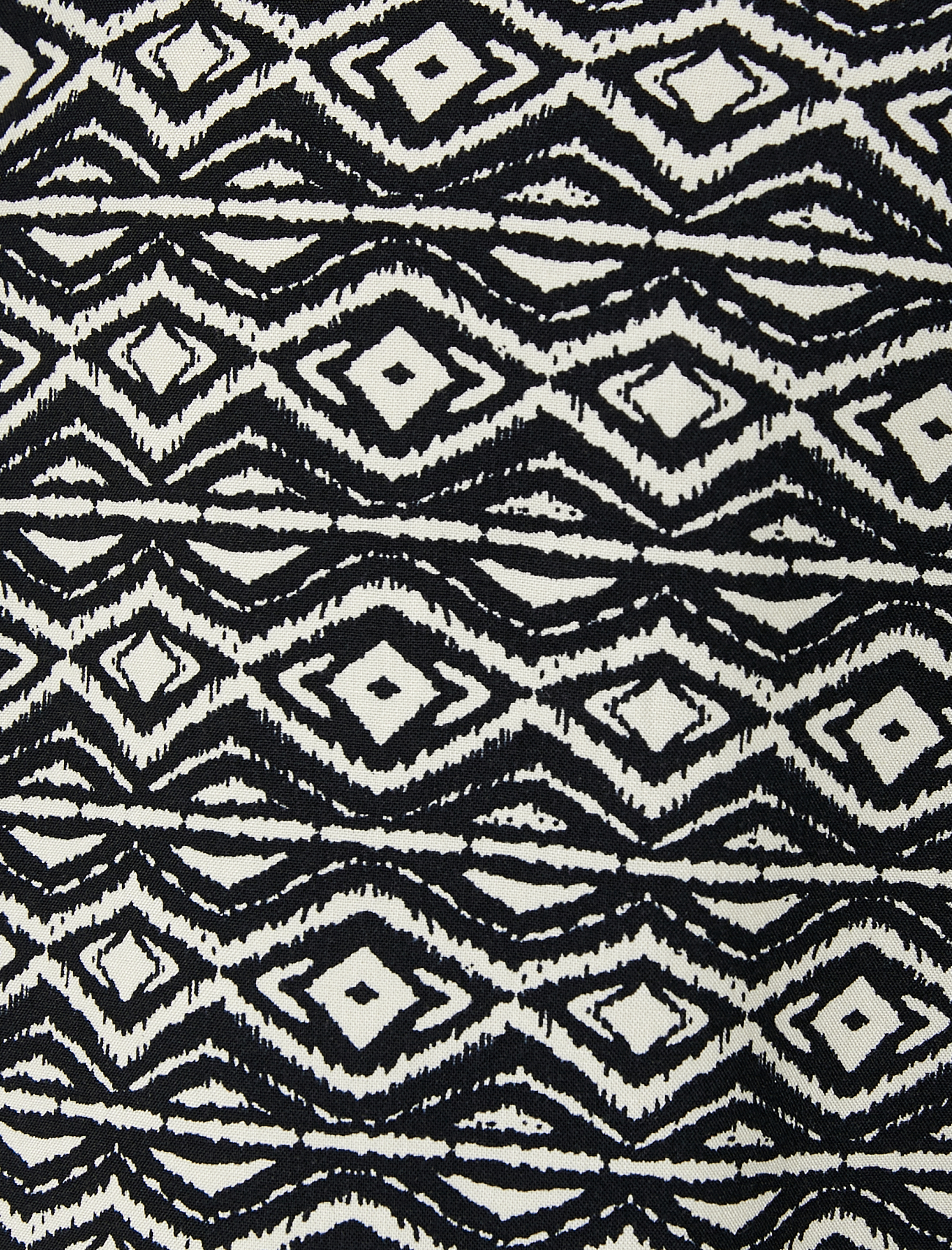   Kısa Kollu Gömlek Vintage Klasik Yaka Etnik Desenli Viskon Kumaş Regular Fit