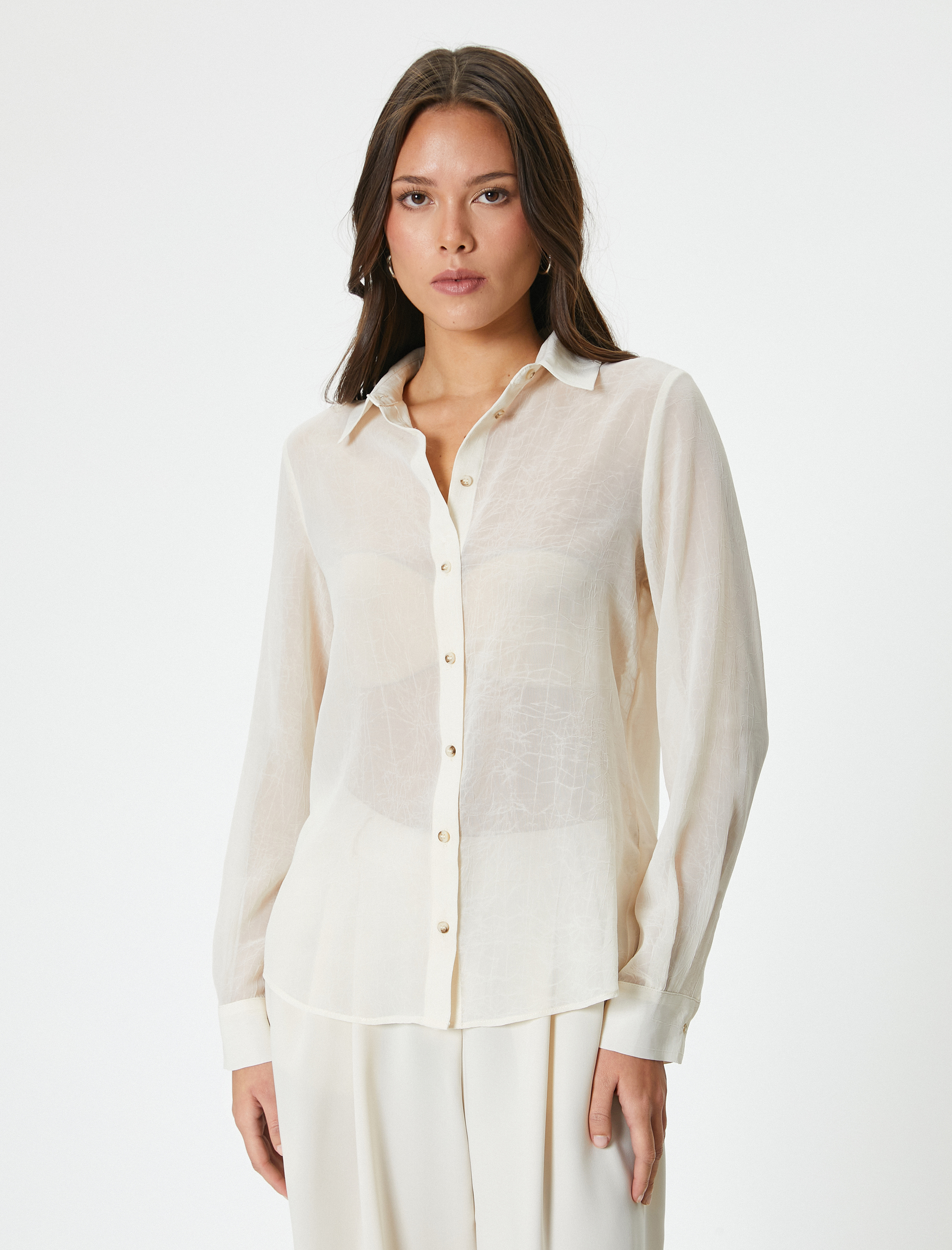   Uzun Kollu Gömlek Dokulu Düğmeli Klasik Yaka