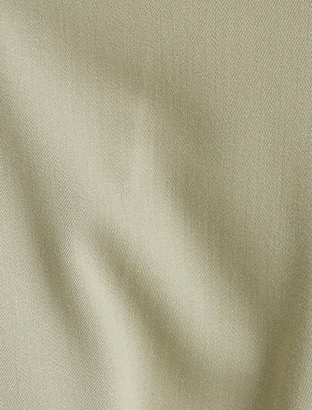 Kumaş Şort Oversize Pileli Düğmeli Cep Detaylı_5