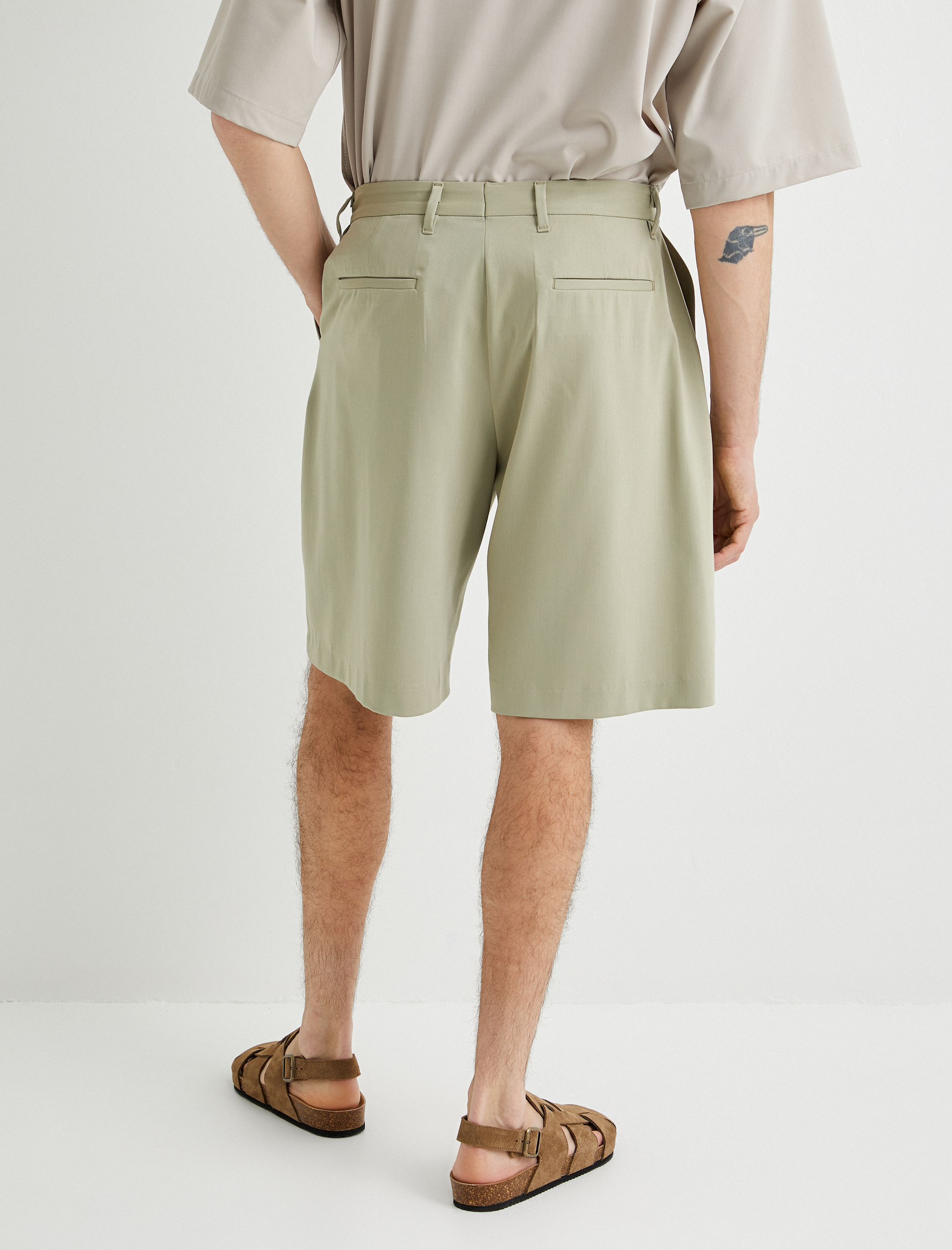   Kumaş Şort Oversize Pileli Chino Düğmeli Cep Detaylı