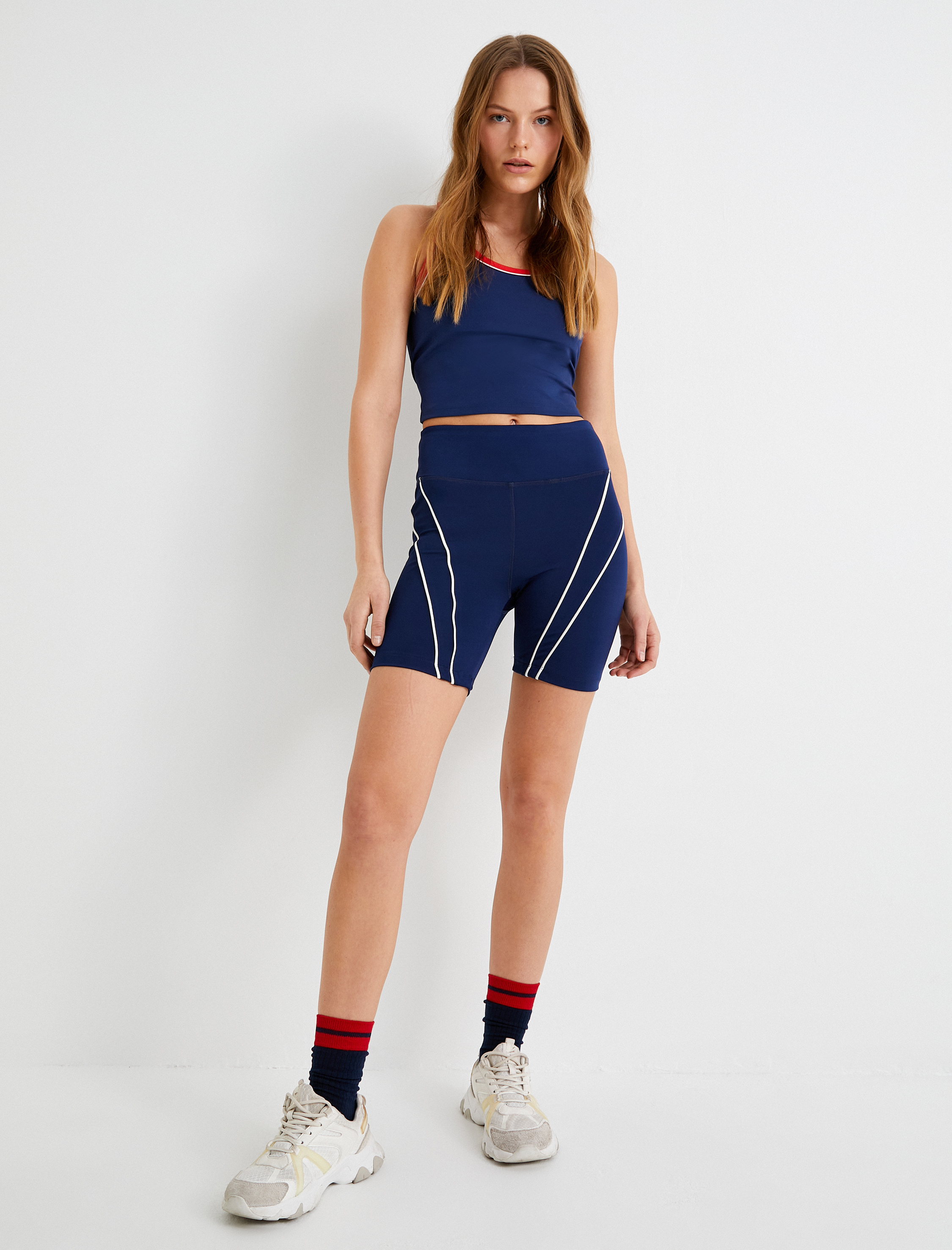   Yarım Atlet Spor Halter Yaka Renk Kontrastlı Biyeli Slim Fit