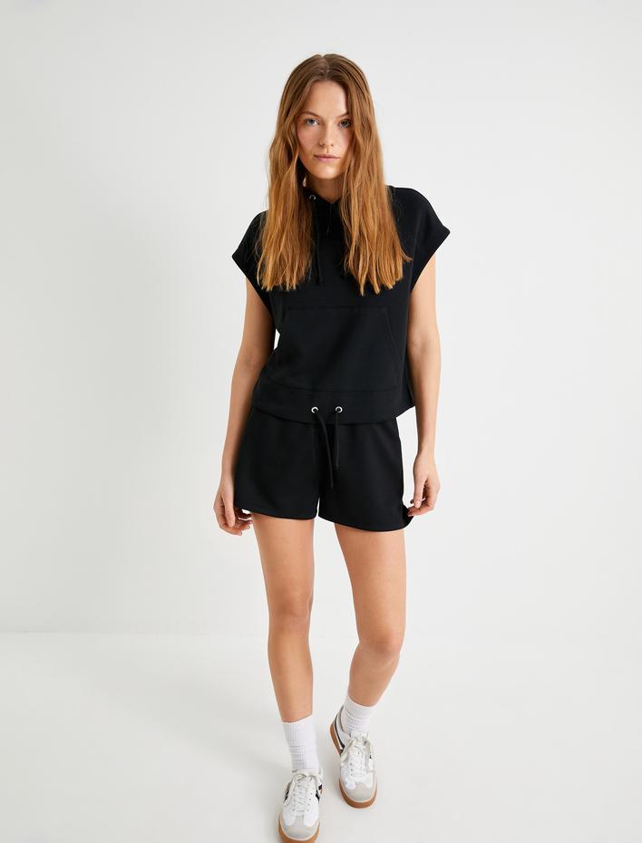  Kısa Kollu Spor Sweatshirt Kapüşonlu Beli Bağlama Detaylı Kanguru Cepli Modal Kumaş