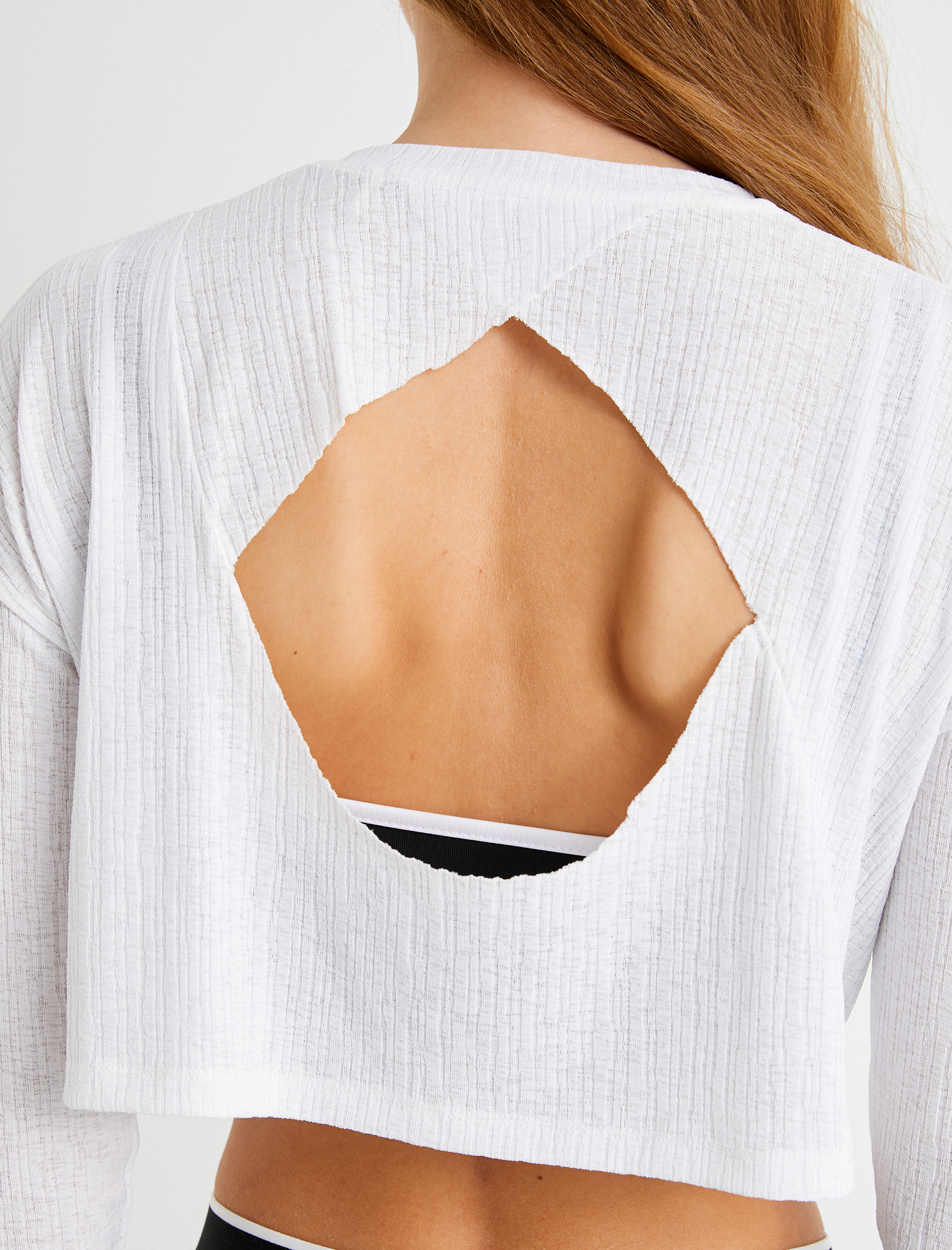   Arkası Pencere Detaylı Spor Crop Tişört Uzun Kollu Bisiklet Yaka