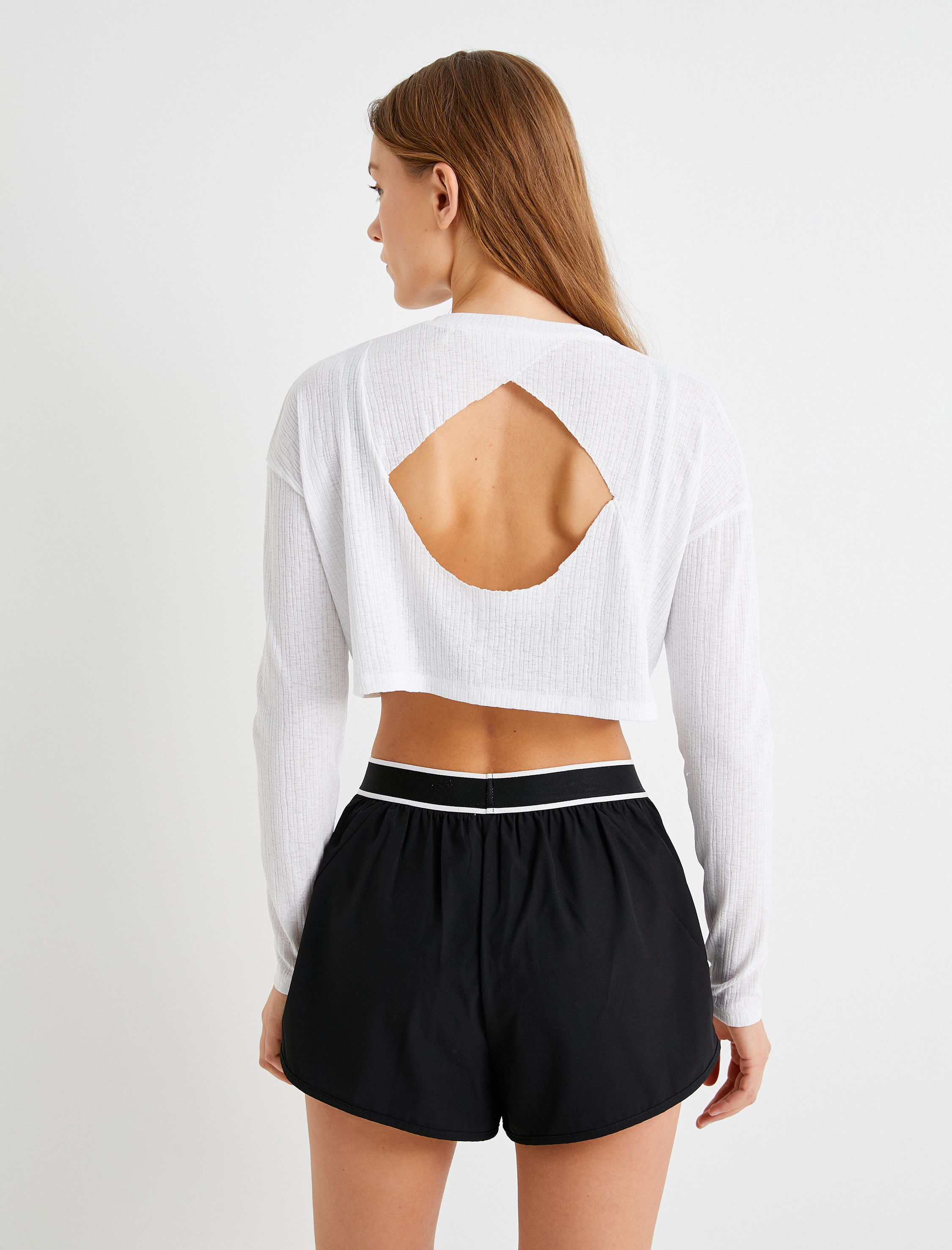   Arkası Pencere Detaylı Spor Crop Tişört Uzun Kollu Bisiklet Yaka