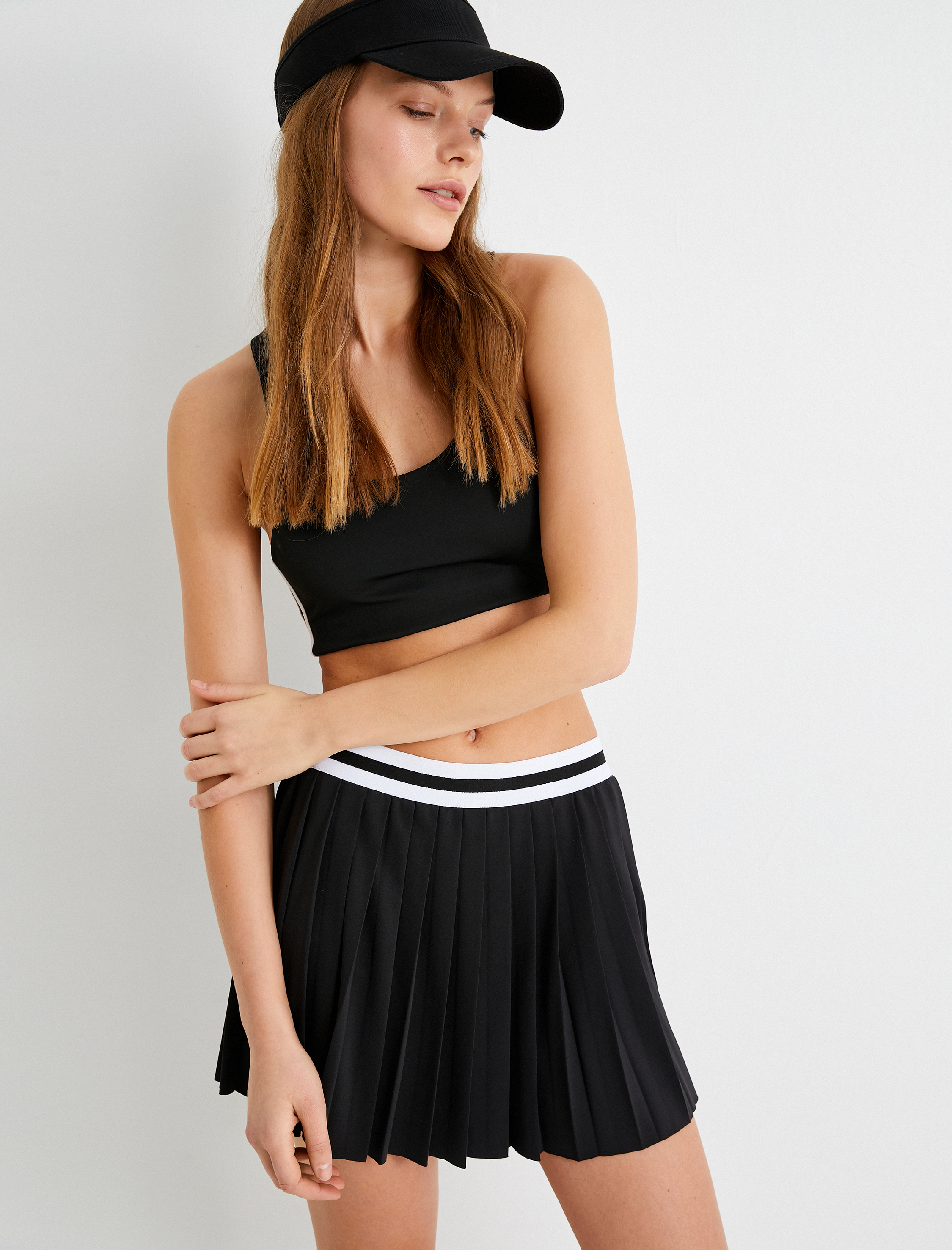   Tenis Eteği Şortlu Pileli Beli Kontrast Detaylı Lastikli Mini Boy