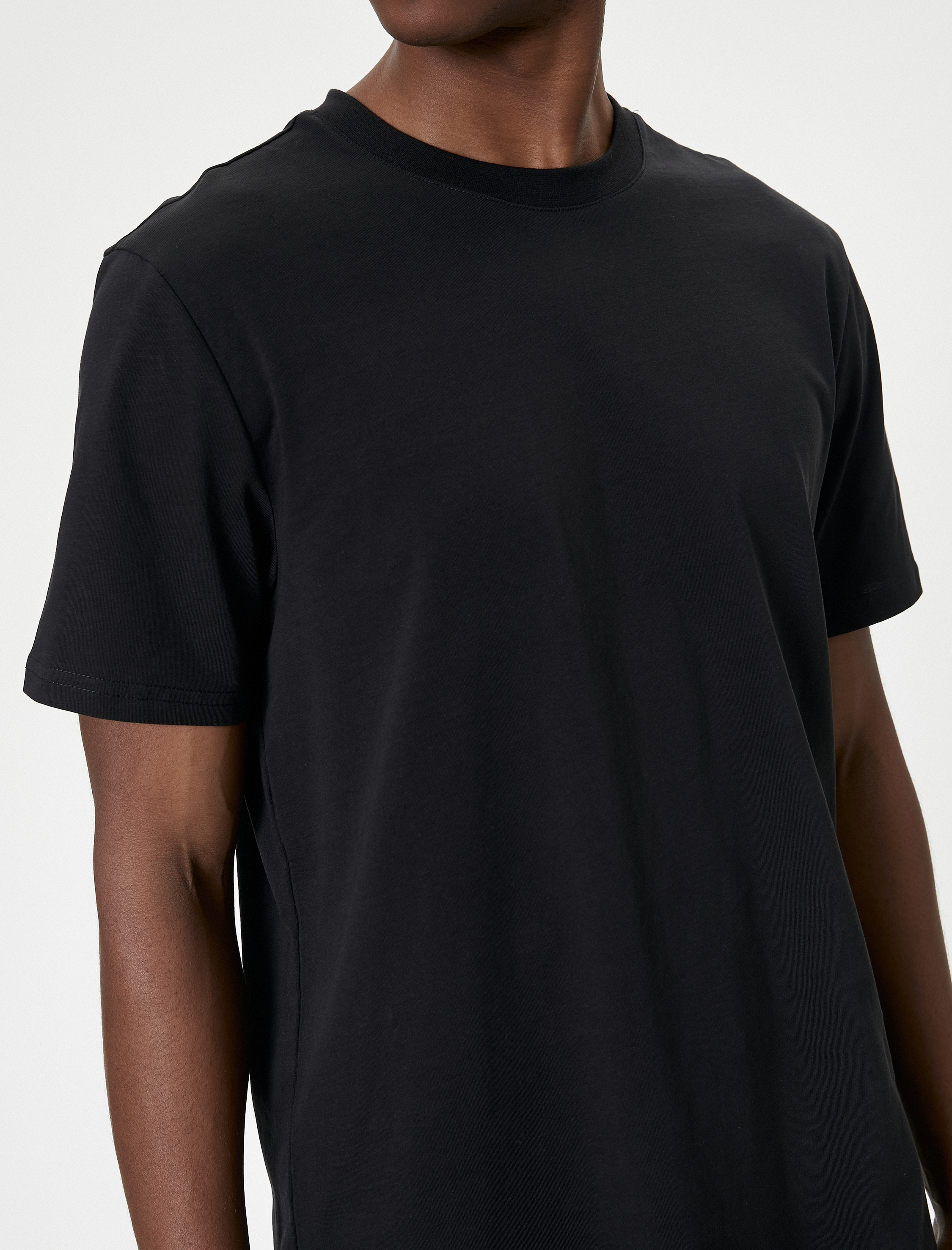   Basic Tişört Bisiklet Yaka Kısa Kollu