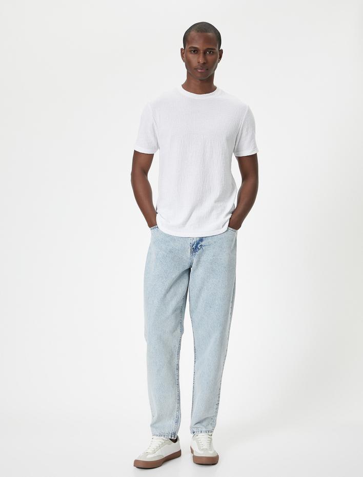  Slim Fit Tişört Bisiklet Yaka Kısa Kollu Dokulu