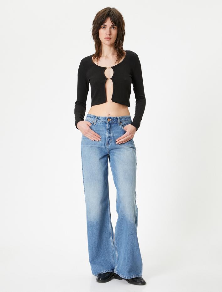  Crop Hırka Bisiklet Yaka Metal Aksesuarlı