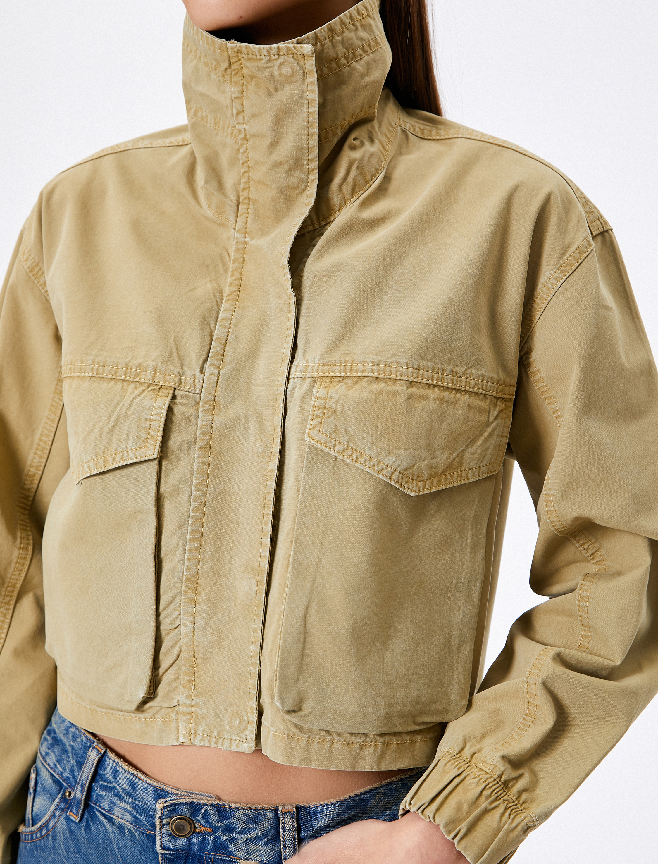   Oversize Kısa Ceket Kapaklı Cep Detaylı Dik Yaka