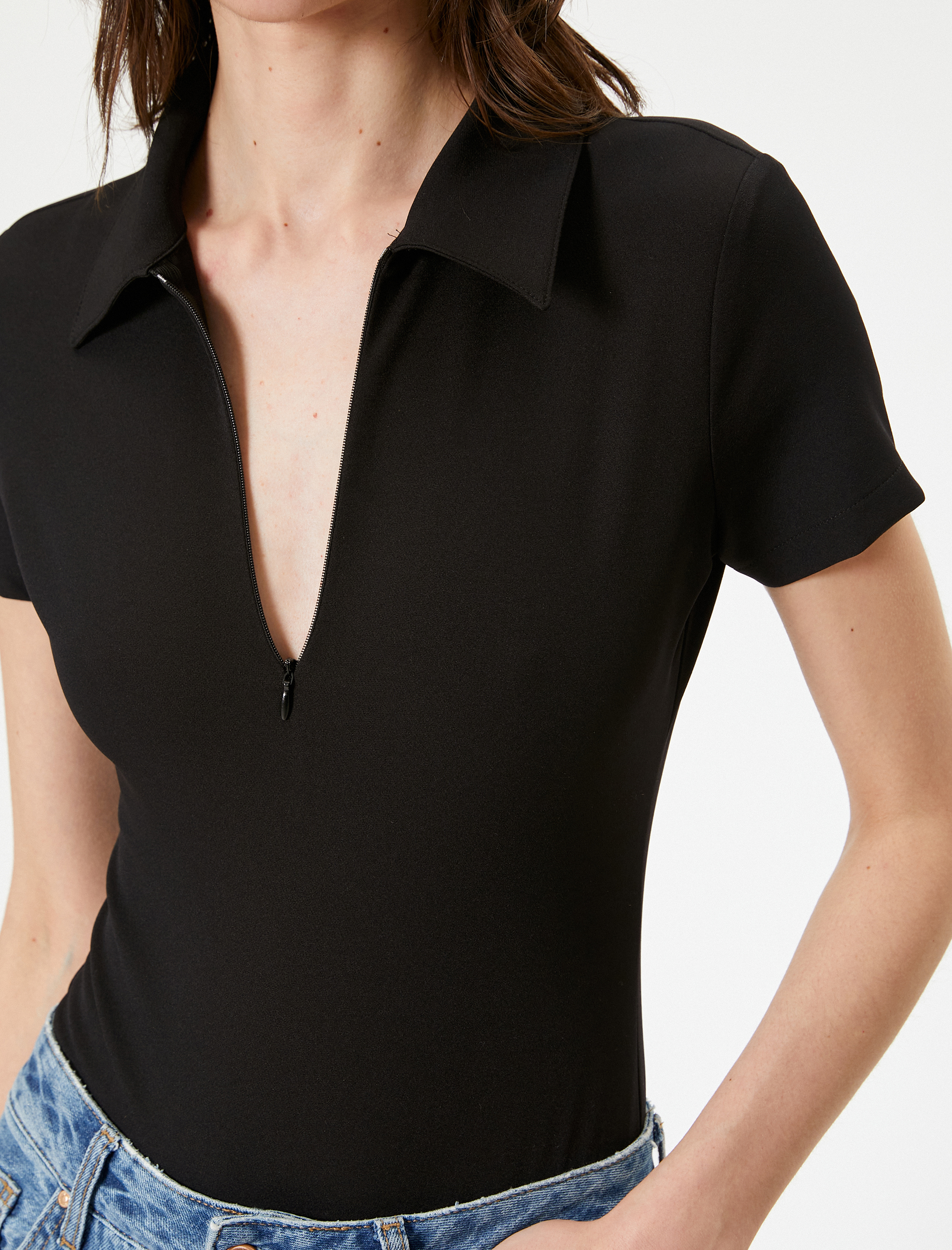 Yarım Fermuarlı Polo Yaka Bodysuit Kısa Kollu Slim Fit