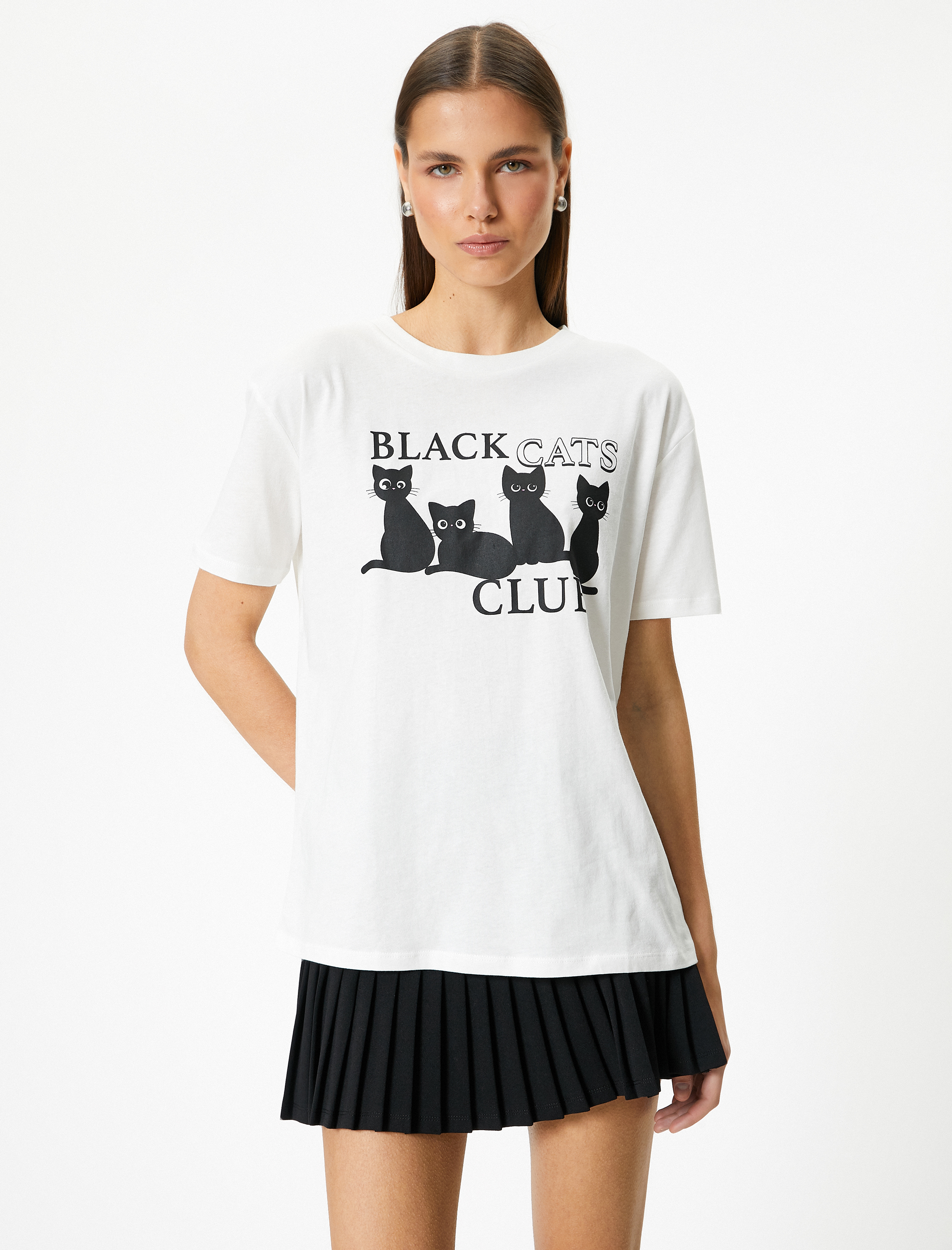 Kedili Tişört Kısa Kollu Bisiklet Yaka Pamuklu