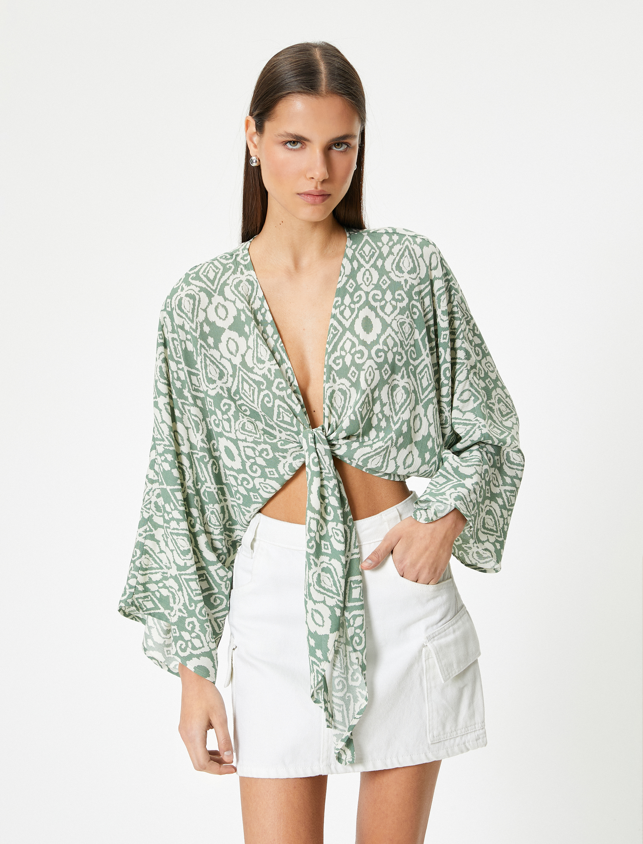   Kimono Kısa Kruvaze Önden Bağlamalı Etnik Desenli Geniş Uzun Kollu