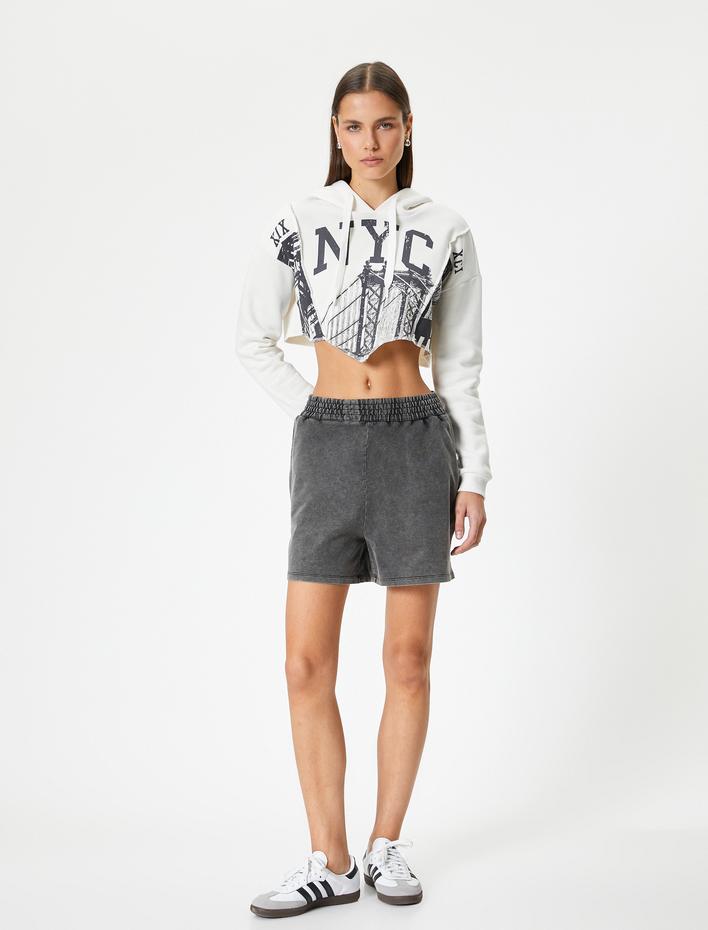  Mini Şort Cepli Rahat Kalıp Soluk Efektli