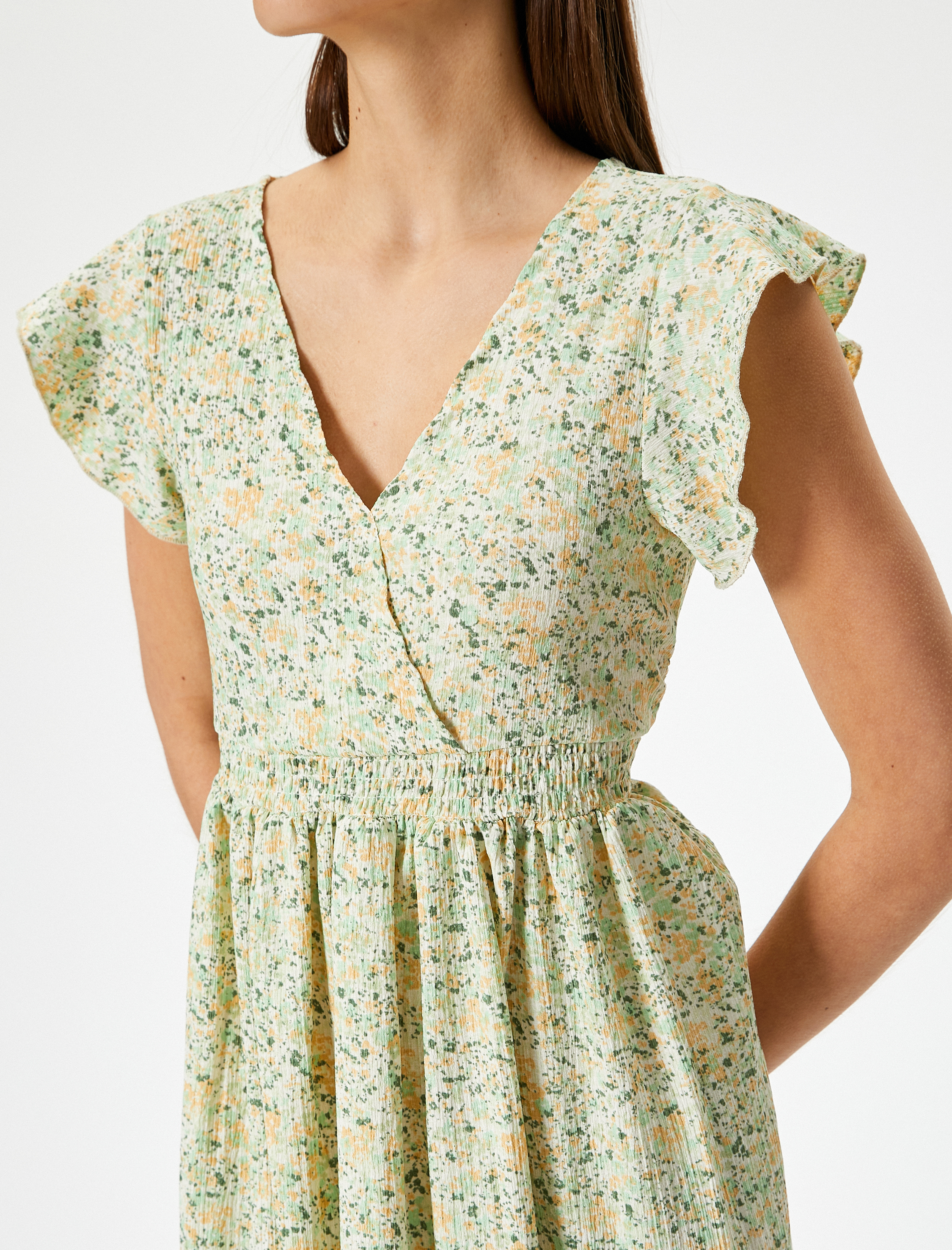   Çiçekli Elbise Midi Boy Kruvaze V Yaka Karpuz Kollu Bürümcük