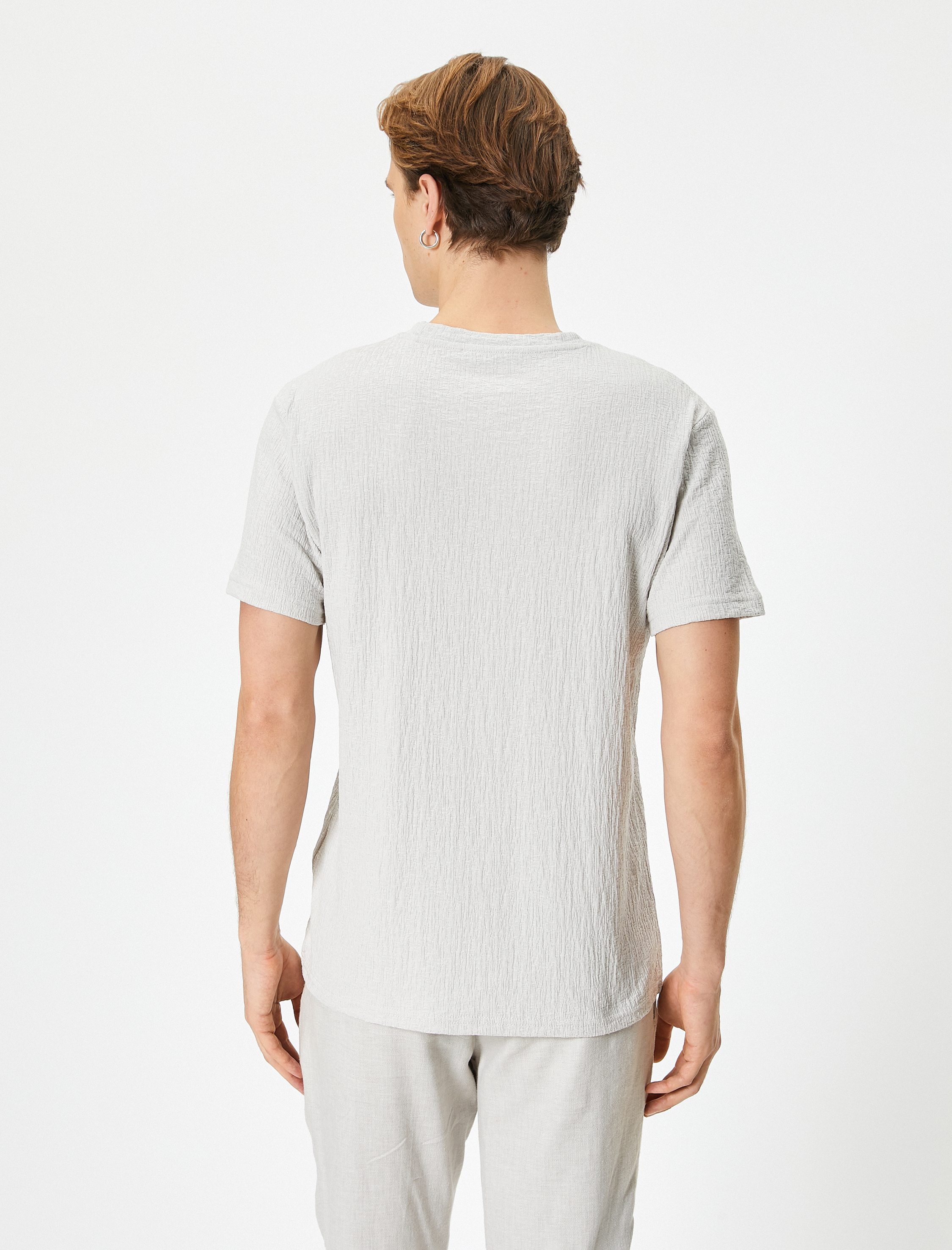 Slim Fit Tişört Bisiklet Yaka Kısa Kollu Dokulu