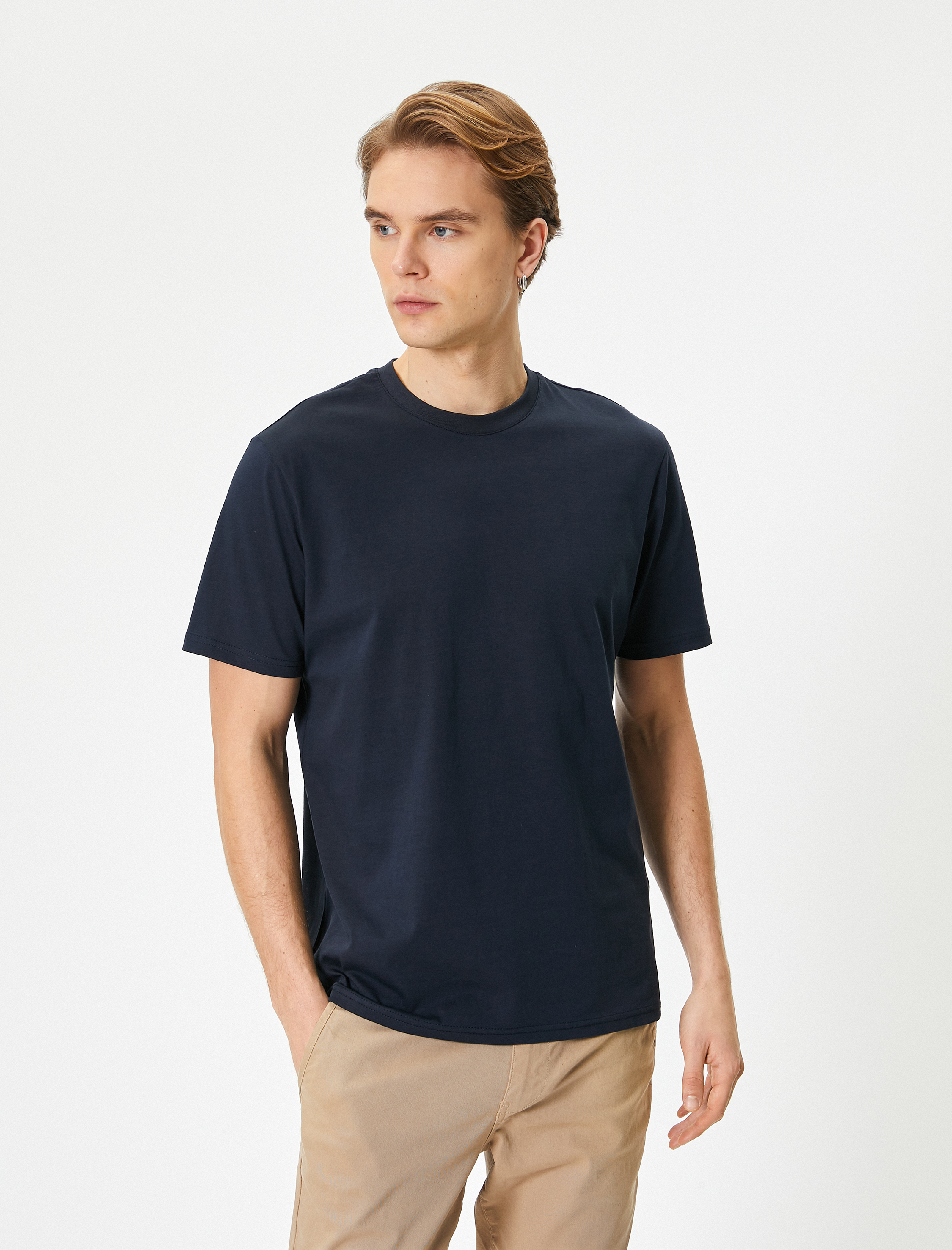   Basic Tişört Bisiklet Yaka Kısa Kollu