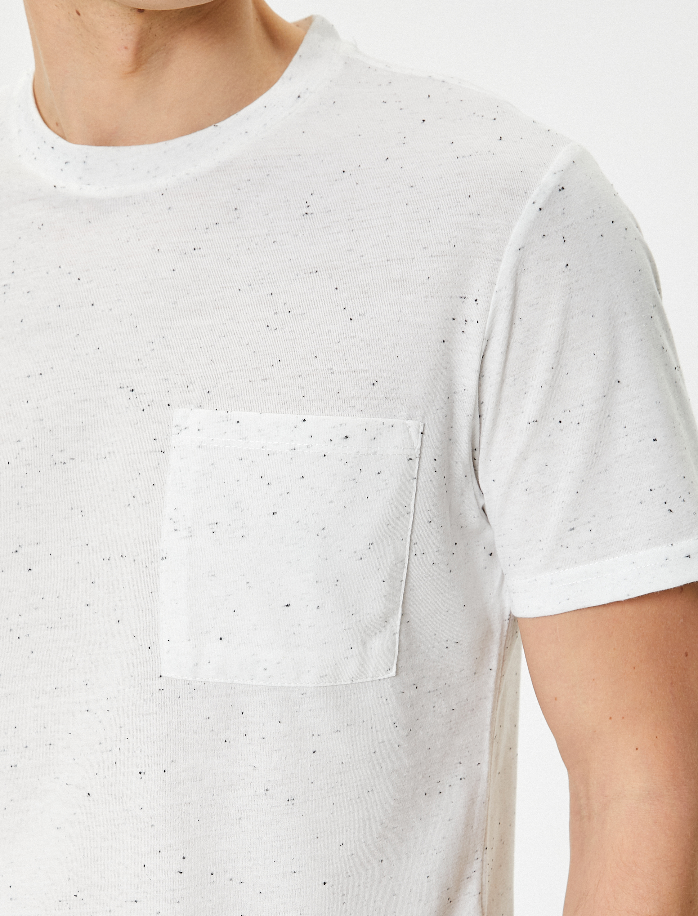   Kırçıllı Tişört Slim Fit Cep Detaylı Bisiklet Yaka Kısa Kollu