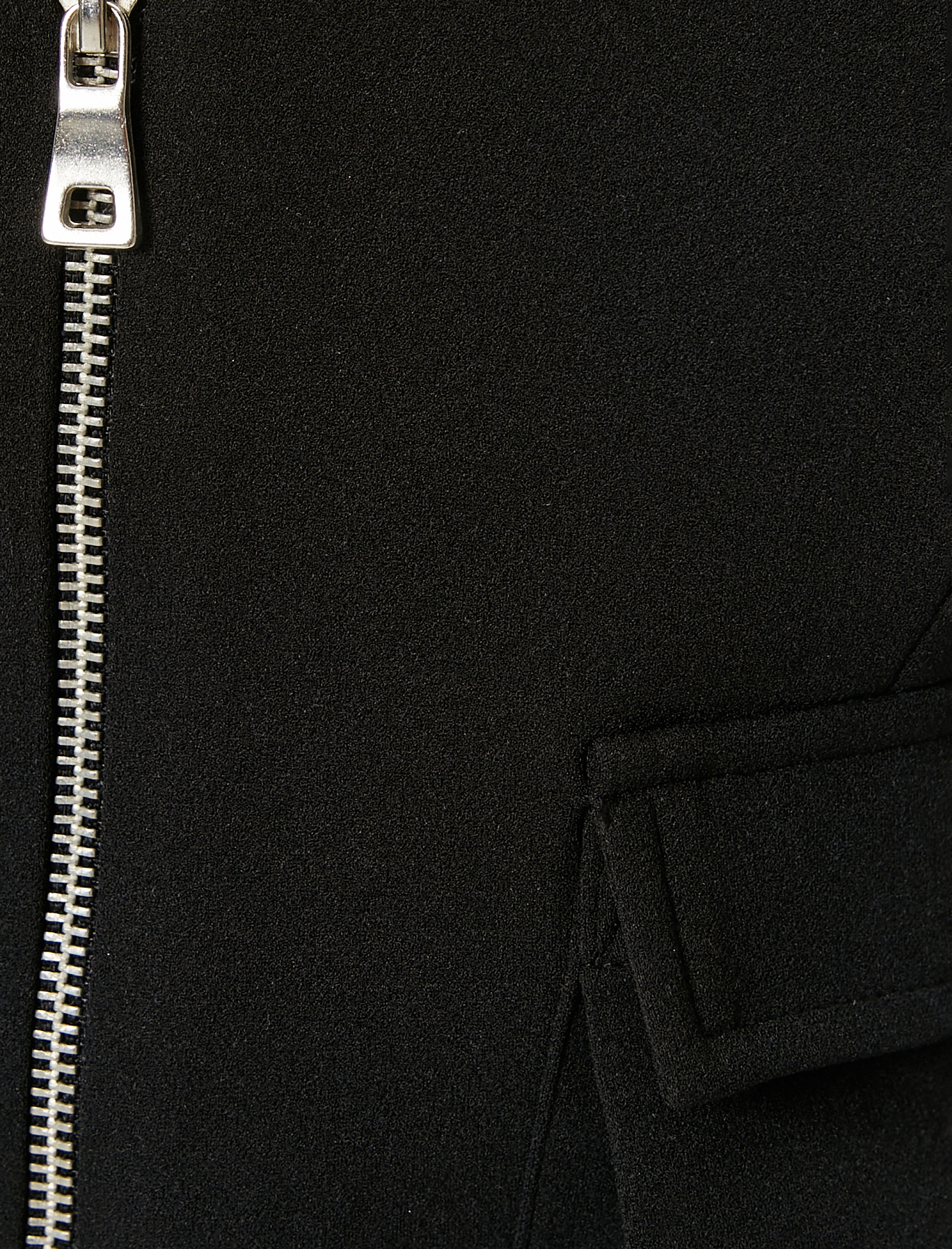   Kolsuz Crop Ceket U Yaka Fermuarlı Cep Detaylı