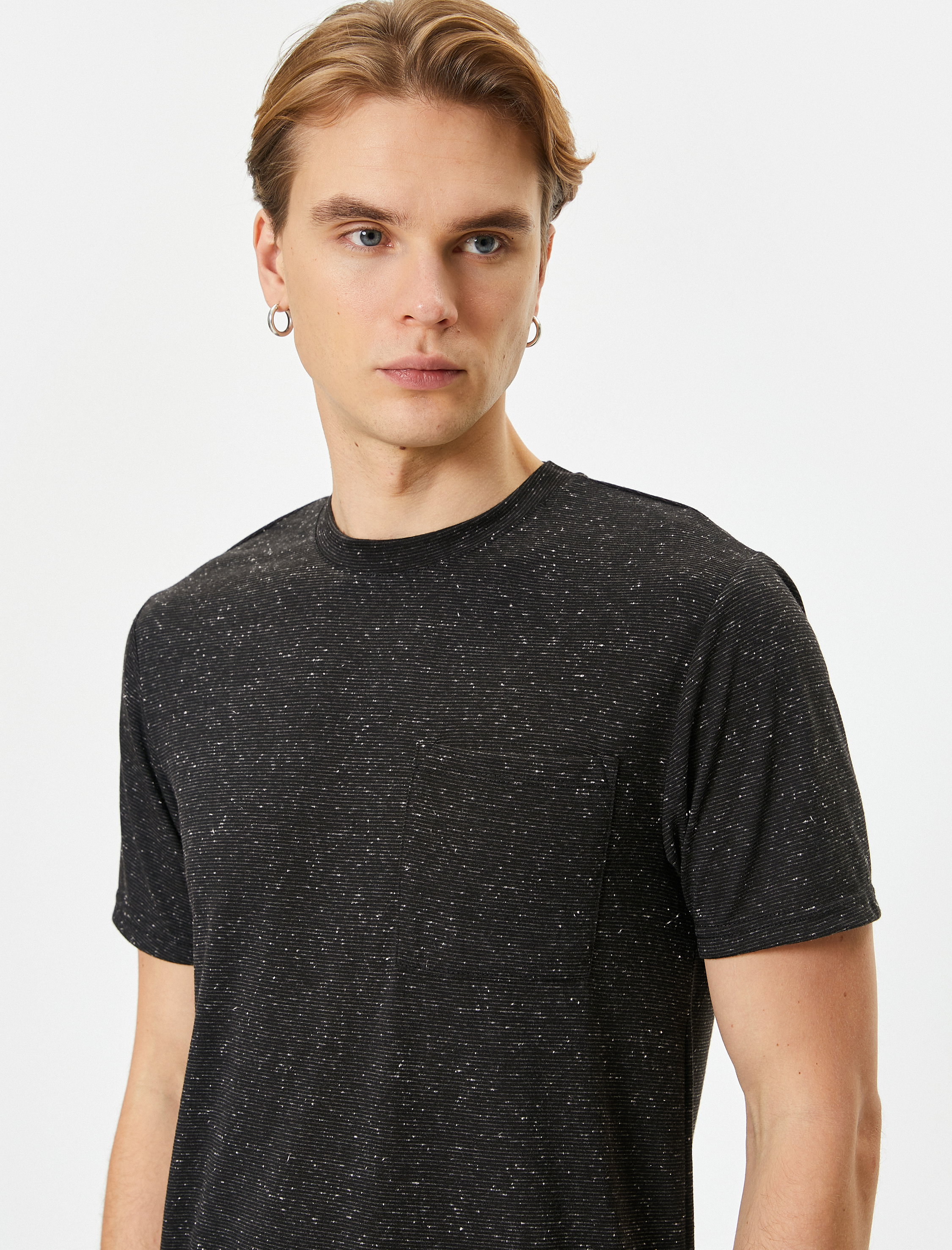   Kırçıllı Tişört Slim Fit Cep Detaylı Bisiklet Yaka Kısa Kollu