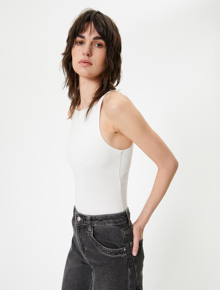  Basic Kolsuz Atlet Çıtçıtlı Halter Yaka