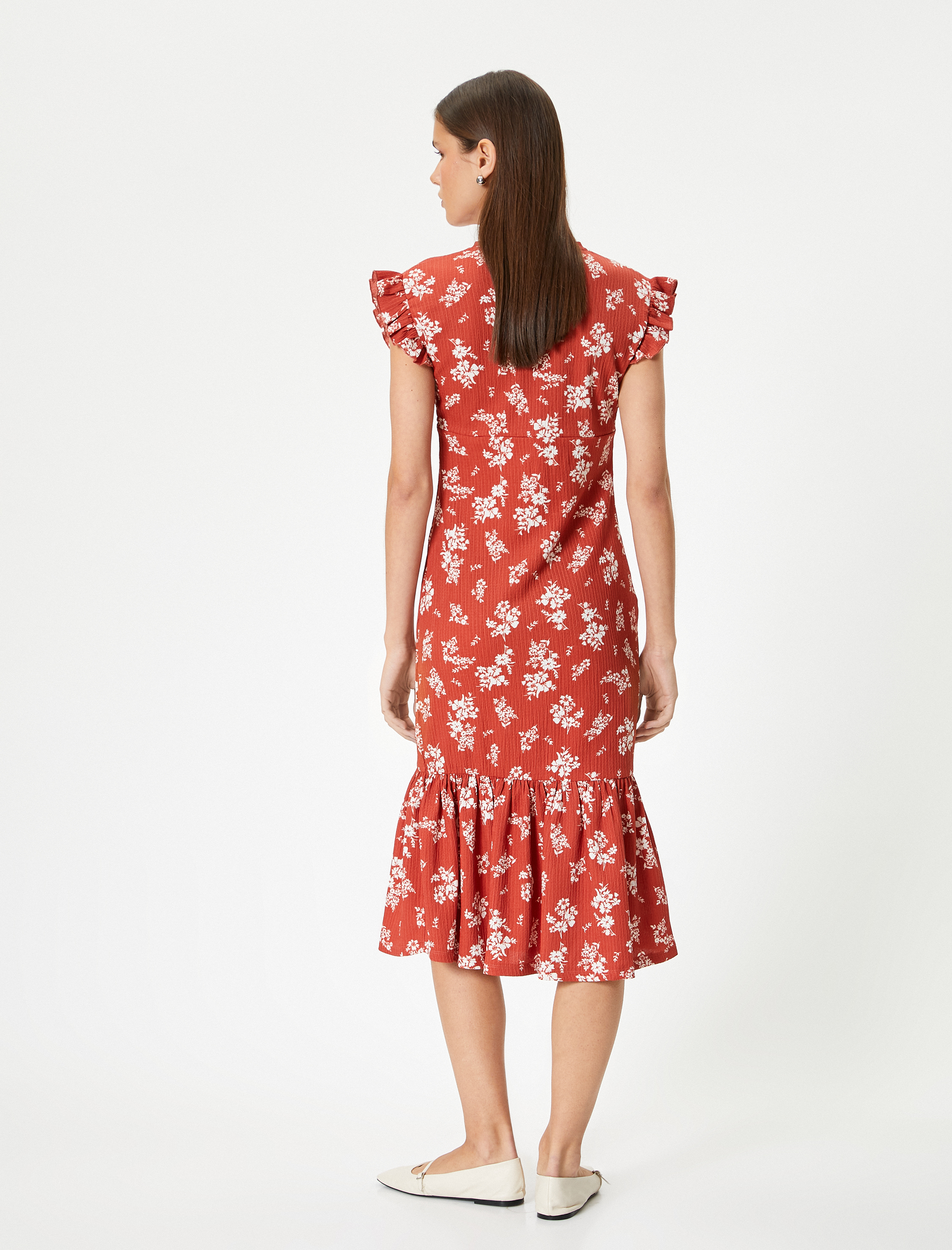   Çiçekli Midi Elbise Belden Oturmalı Yuvarlak Fırfırlı Karpuz Kol Slim Fit Bürümcük