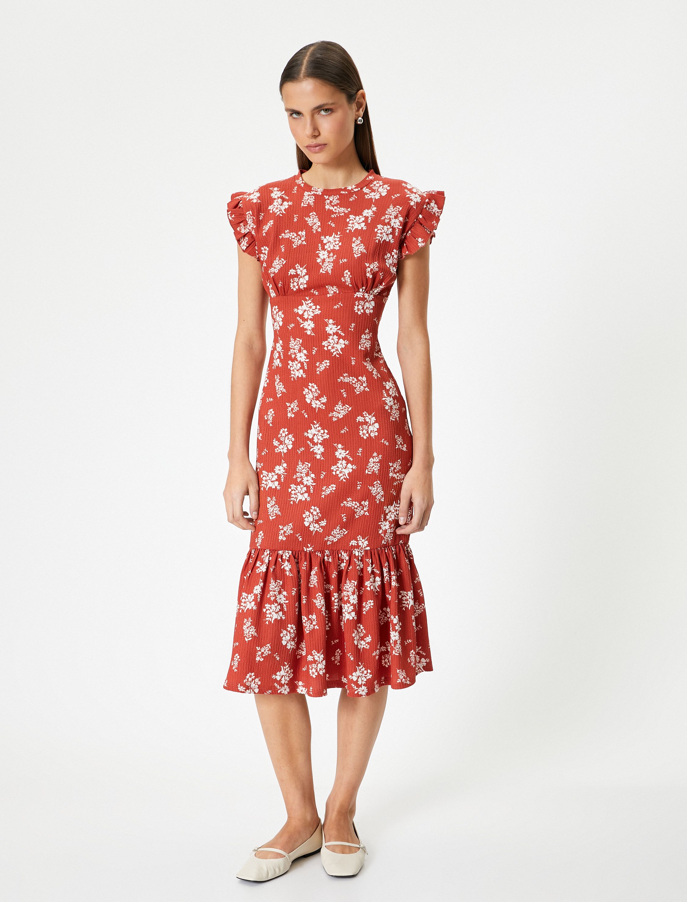   Çiçekli Midi Elbise Belden Oturmalı Yuvarlak Fırfırlı Karpuz Kol Slim Fit Bürümcük