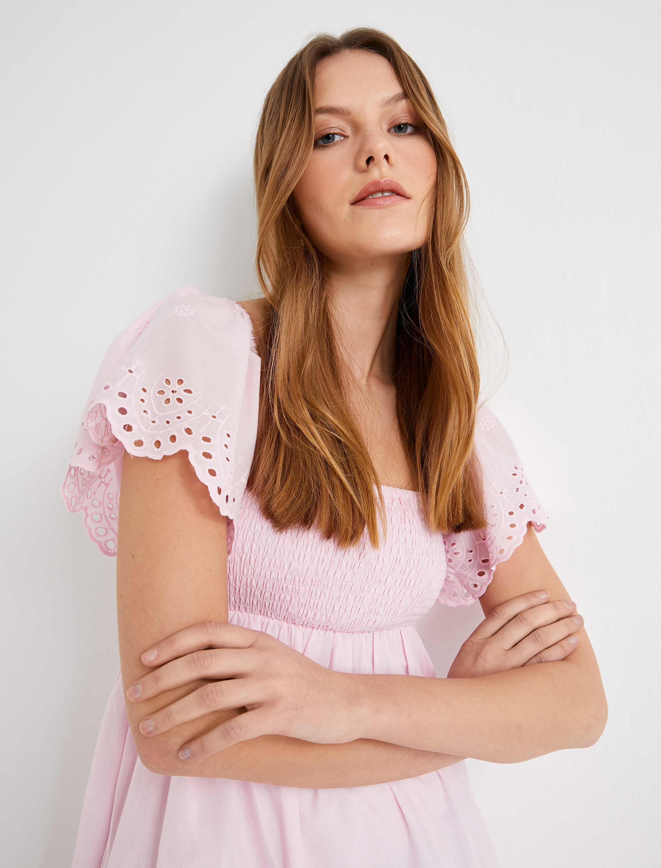   Midi Boy Fırfırlı Elbise Fisto İşlemeli Kare Yaka Gipeli Pamuklu