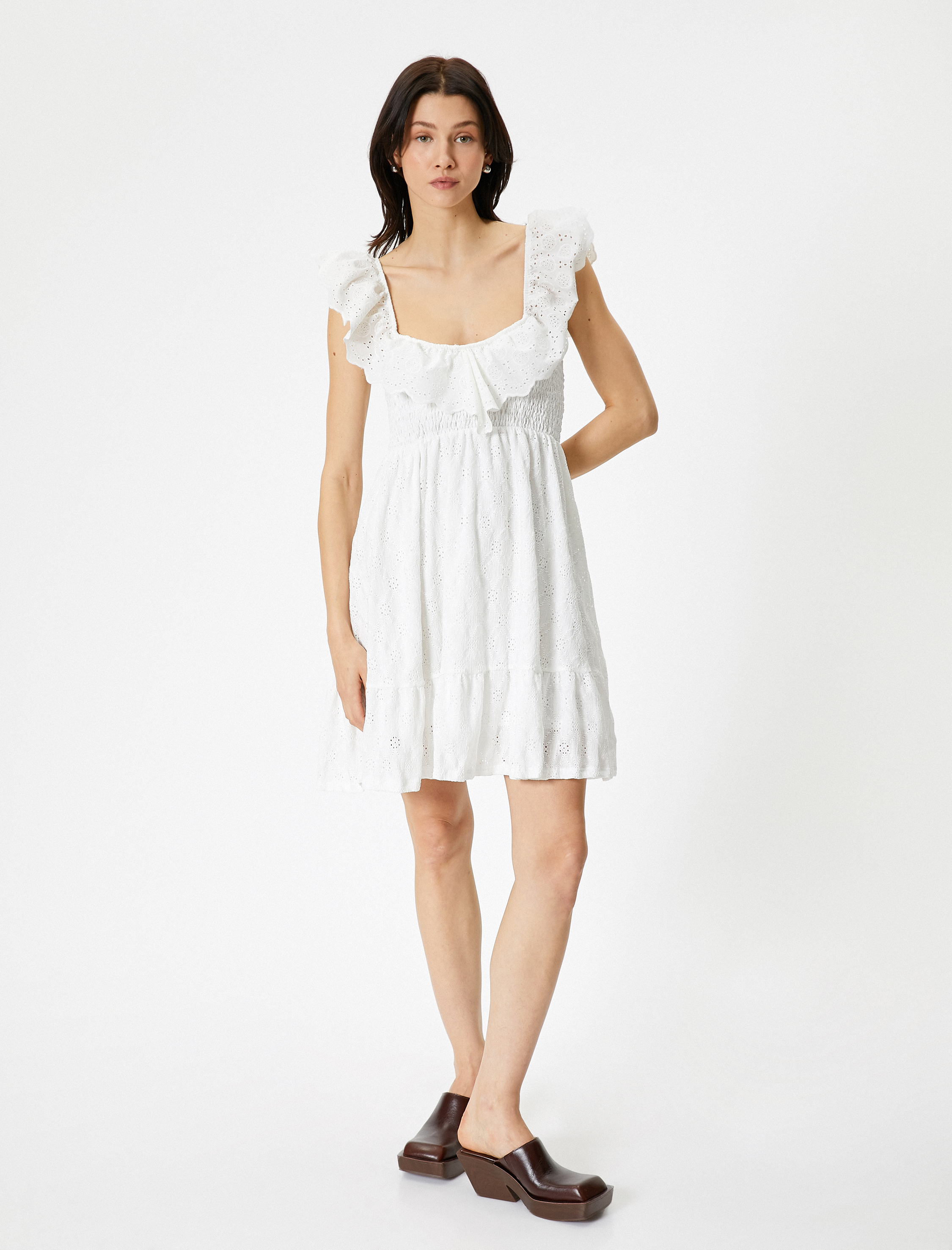   Mini Fisto Elbise Kare Yaka Fırfırlı Volanlı Gipeli