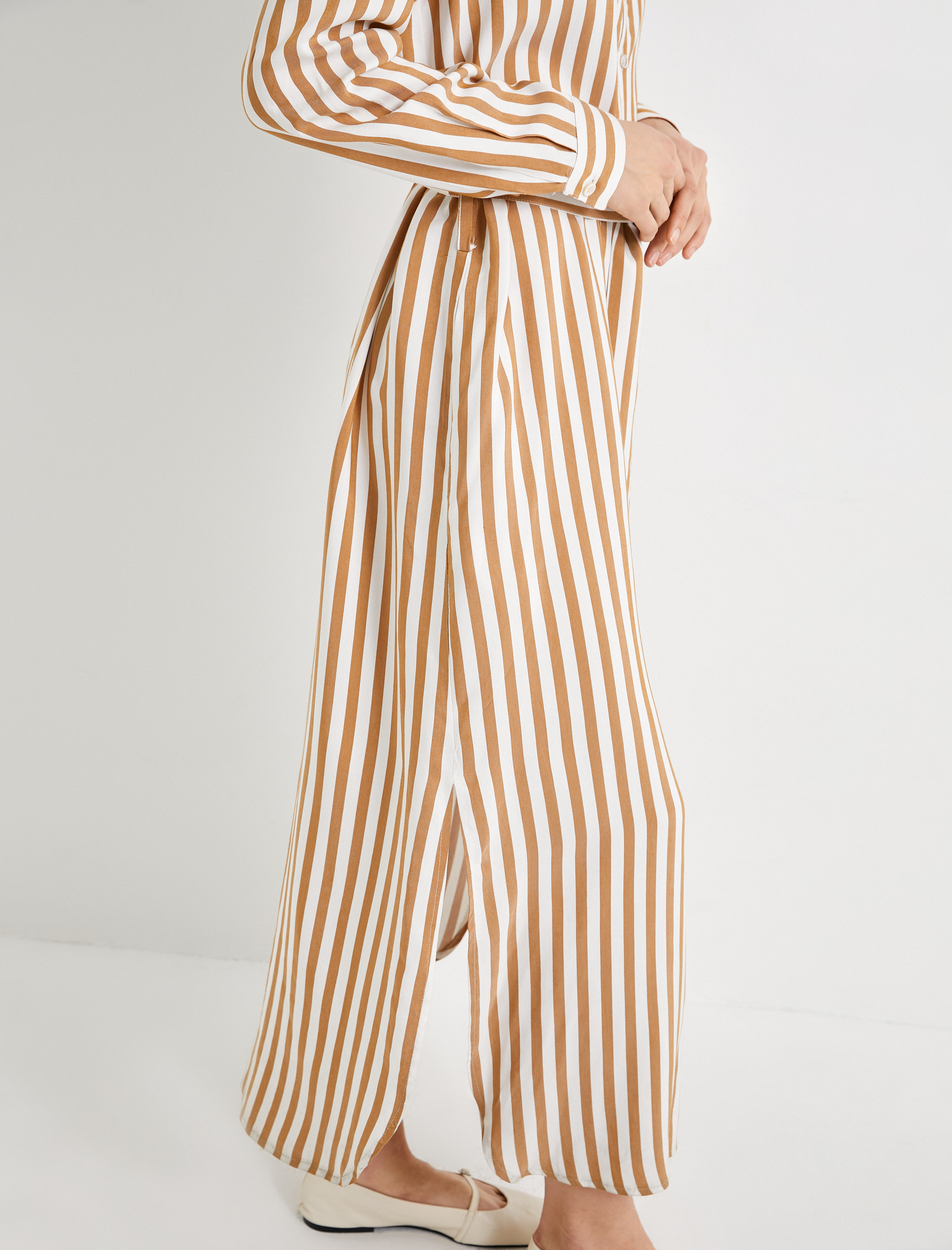   Gömlek Elbise Viskon Beli Kuşaklı Uzun Kollu Düğmeli