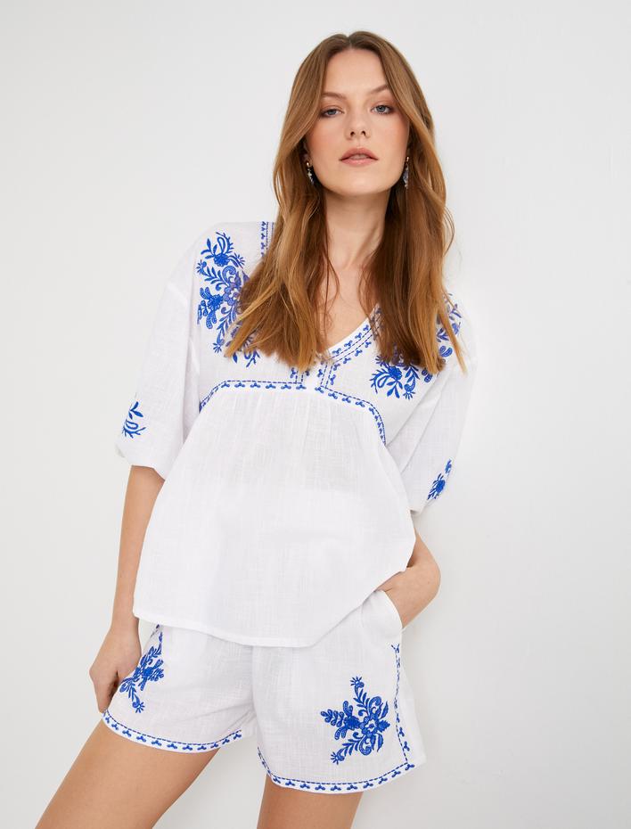  Mini Şort Beli Lastikli Cepli Çiçek İşlemeli Pamuklu