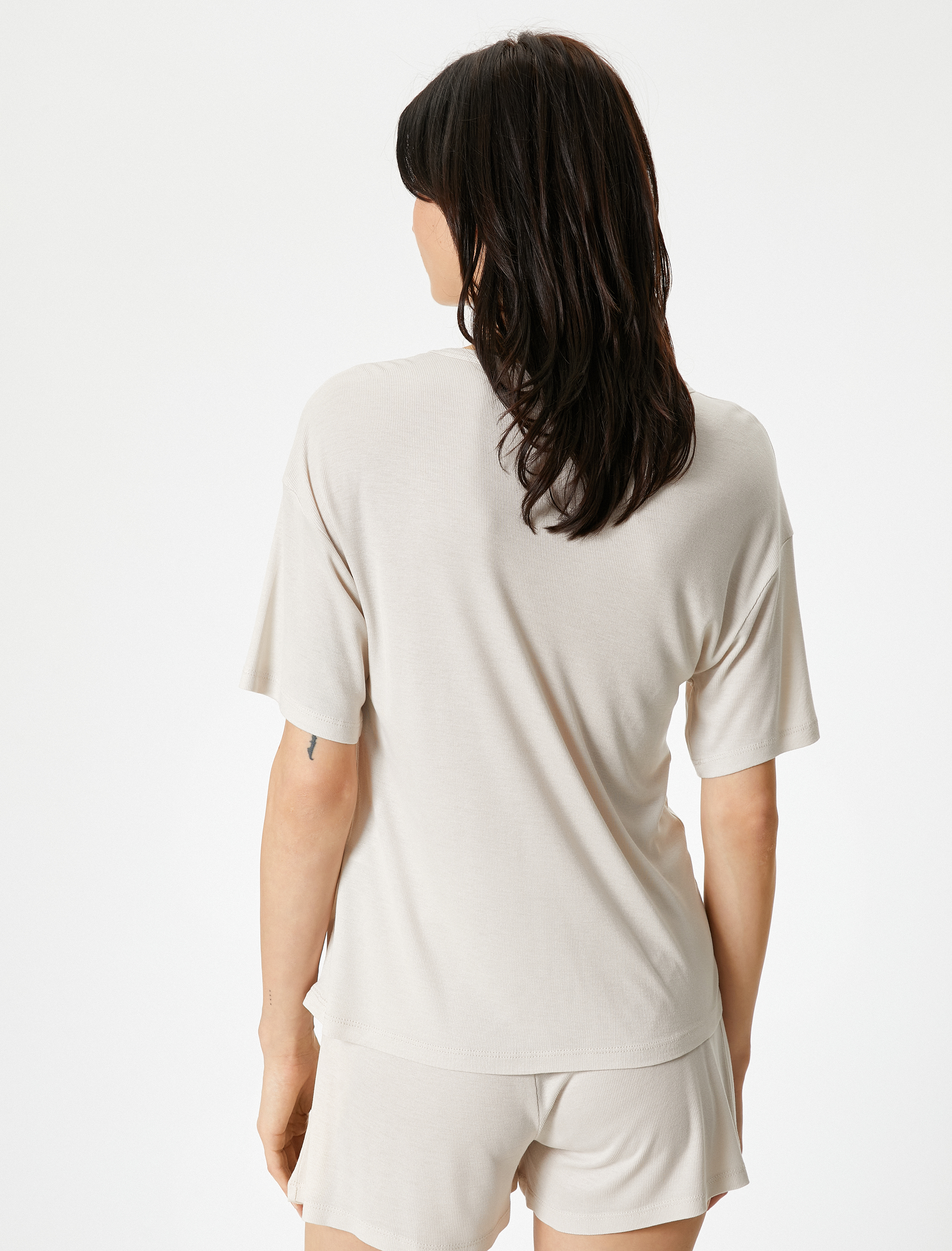   Pijama Üstü Kısa Kollu Bisiklet Yaka