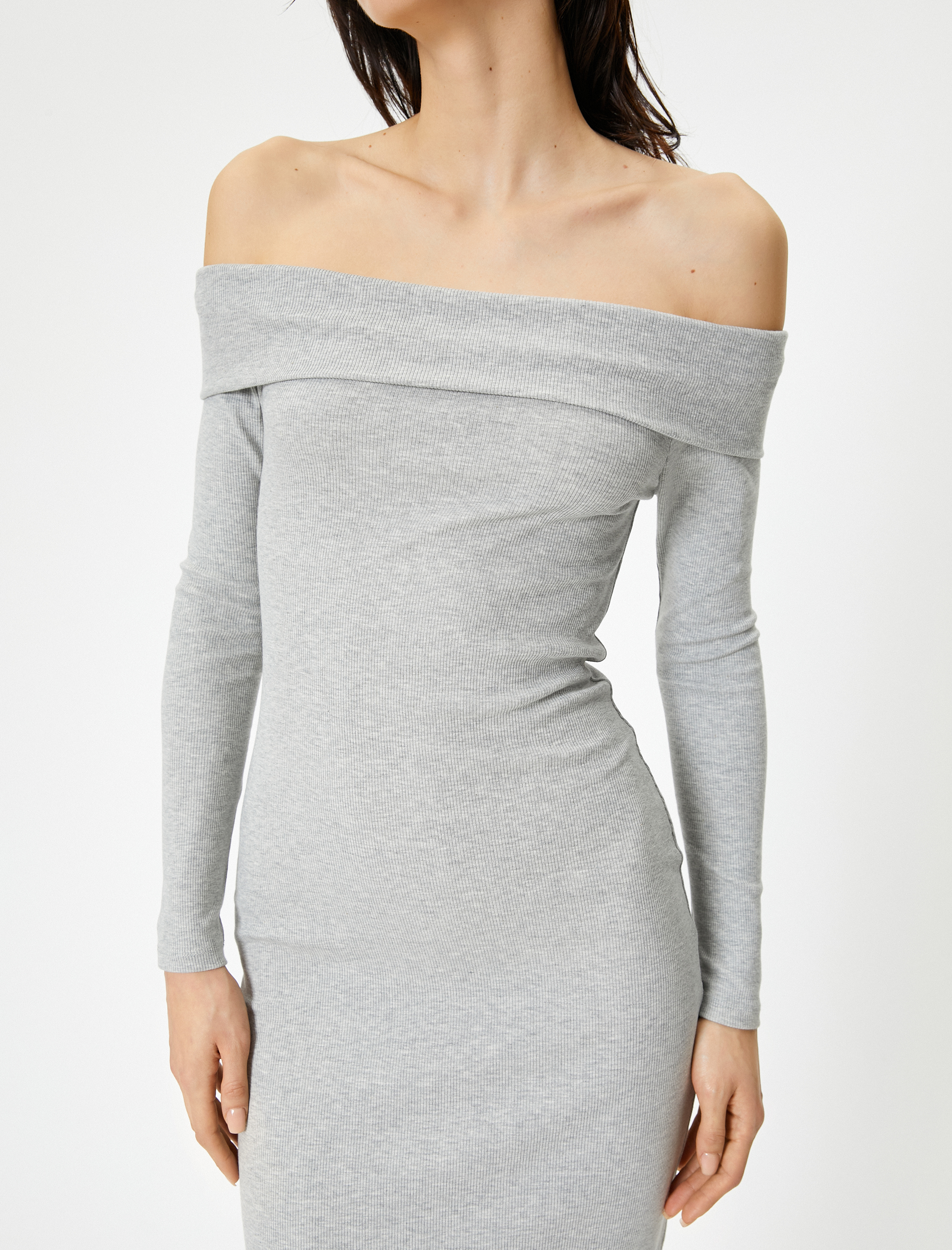   Uzun Elbise Omzu Açık Uzun Kollu Fitilli