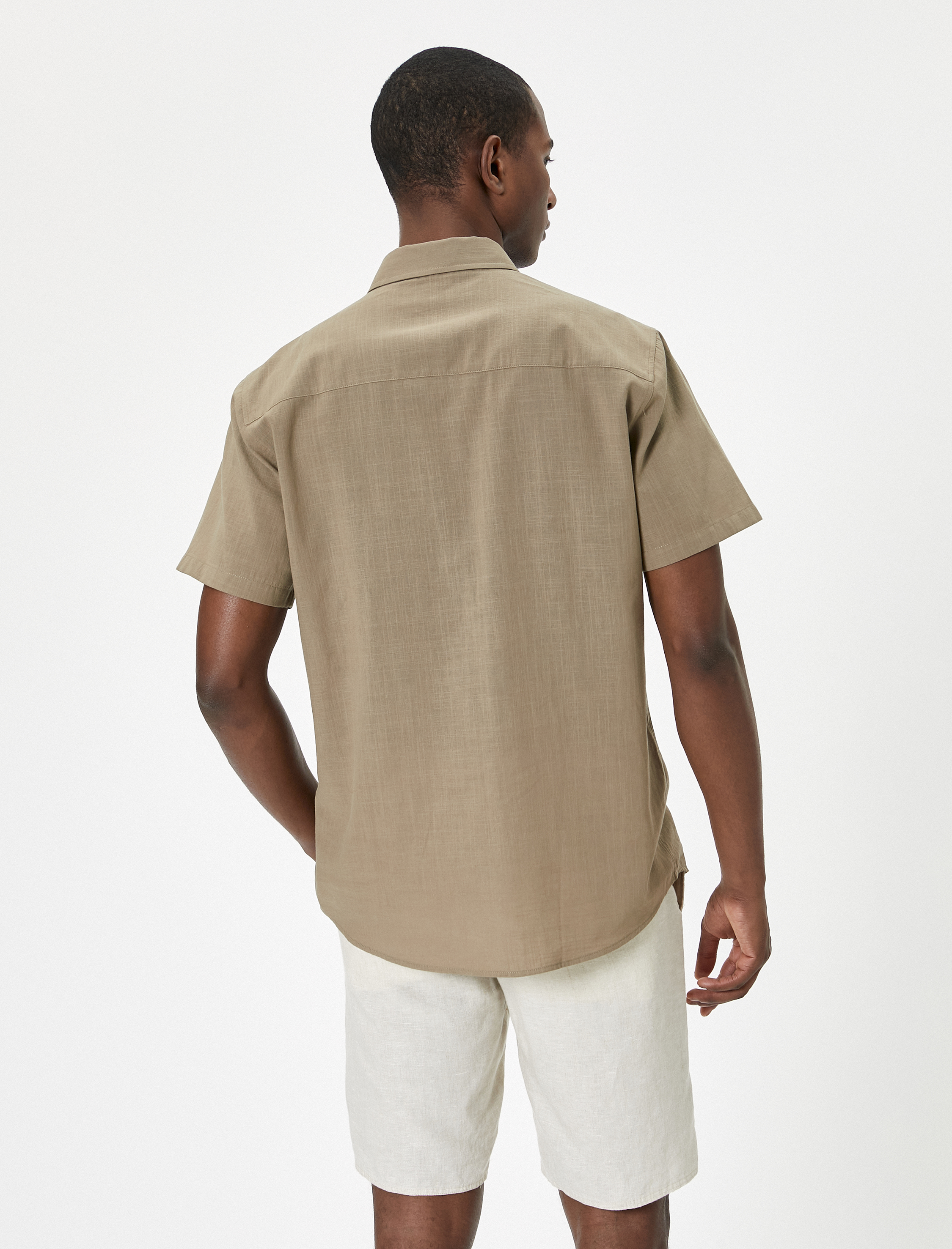   Kısa Kollu Gömlek Slim Fit Klasik Yaka Düğmeli Cep Detaylı