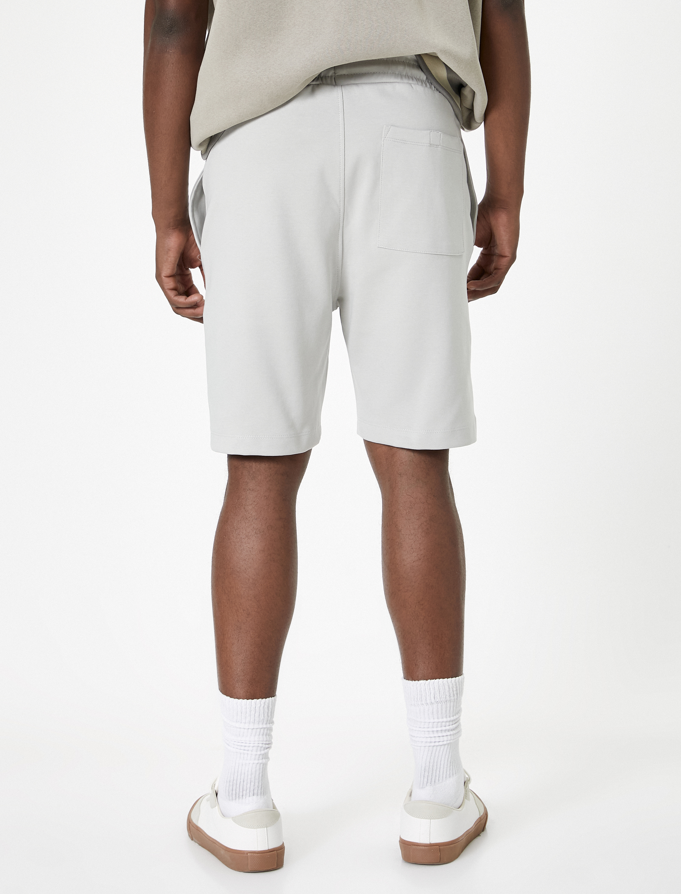   Bermuda Şort Beli Bağcıklı Nervürlü Cepli