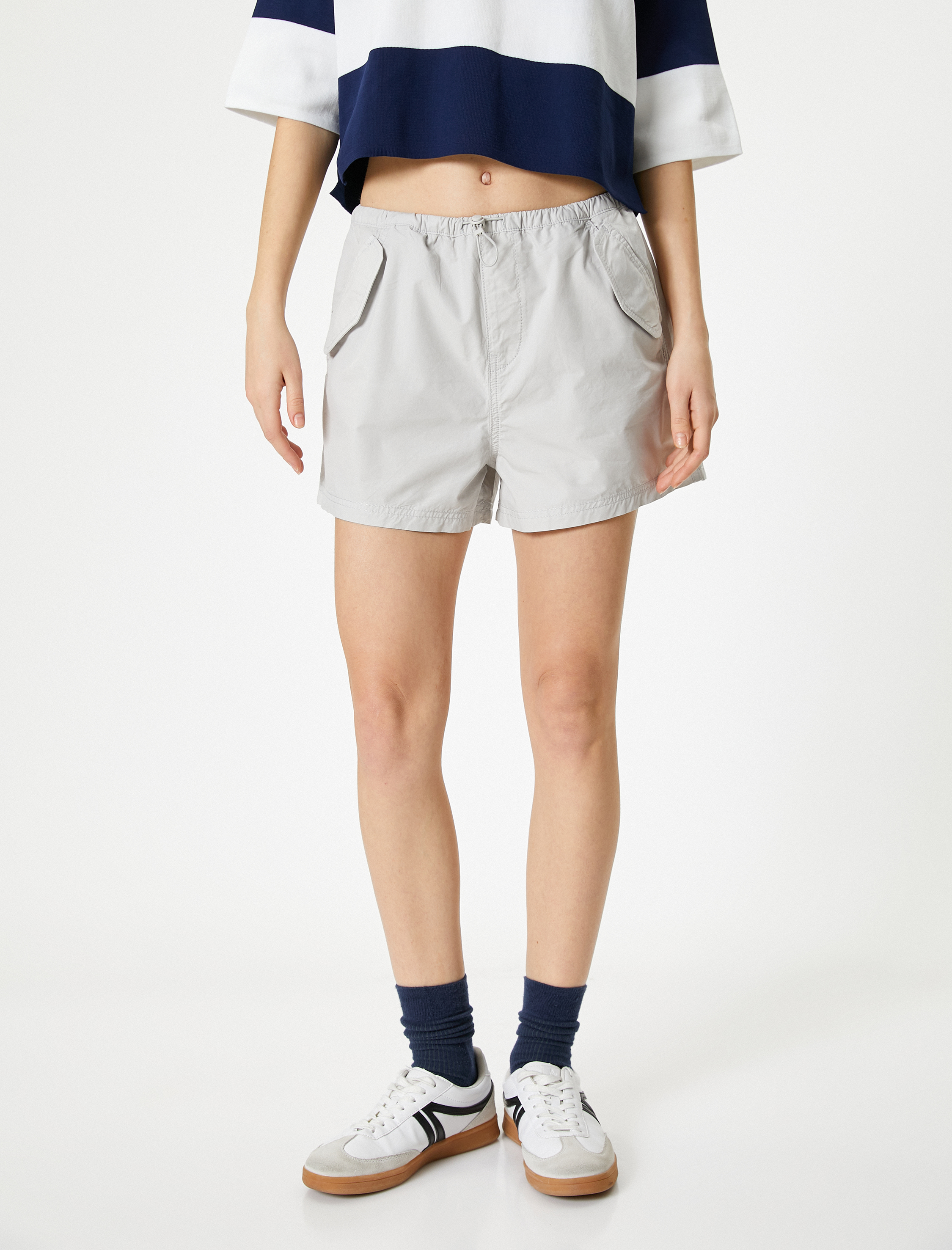   Mini Şort Cepli Beli Lastikli Pamuklu Rahat Kalıp