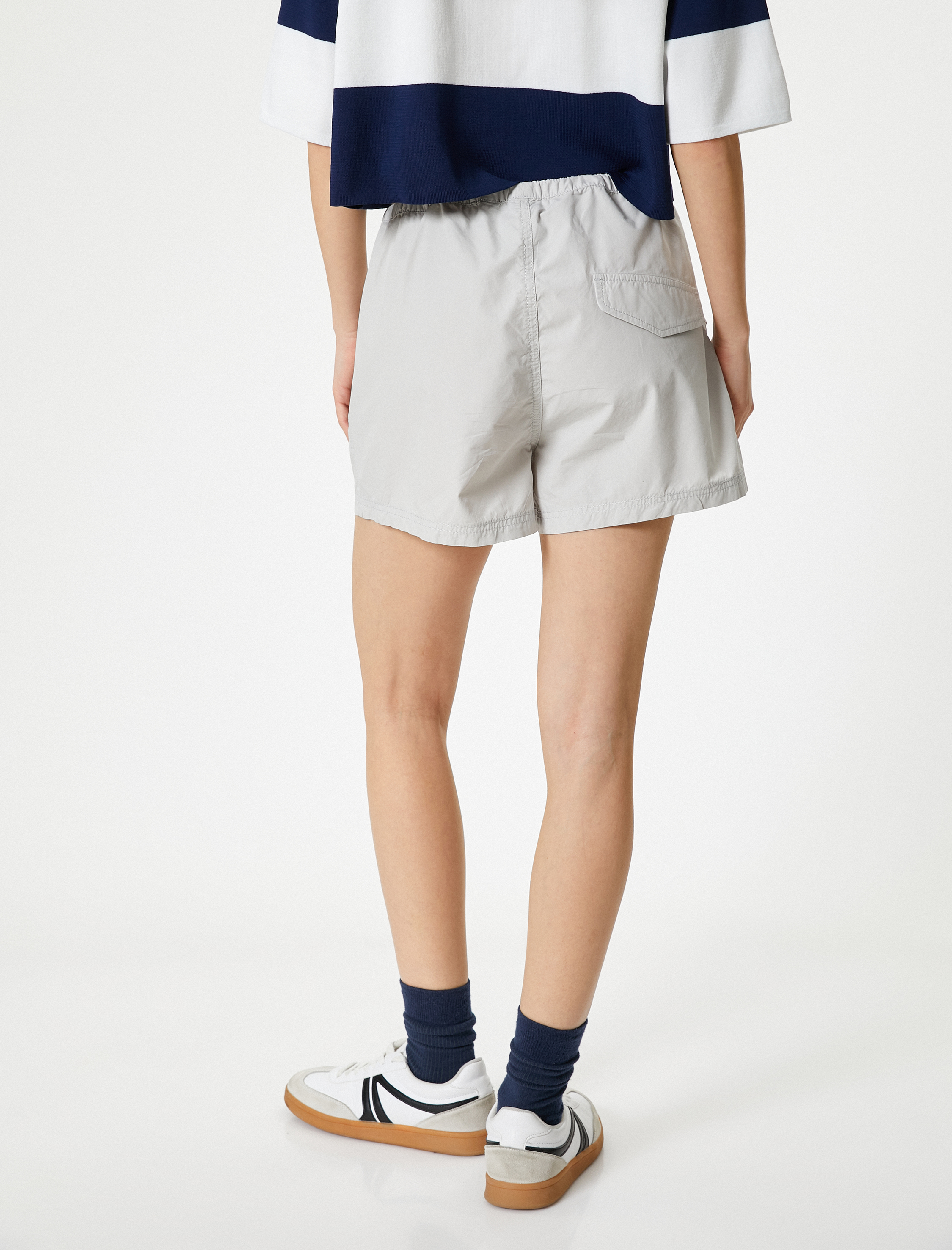   Mini Şort Cepli Beli Lastikli Pamuklu Rahat Kalıp