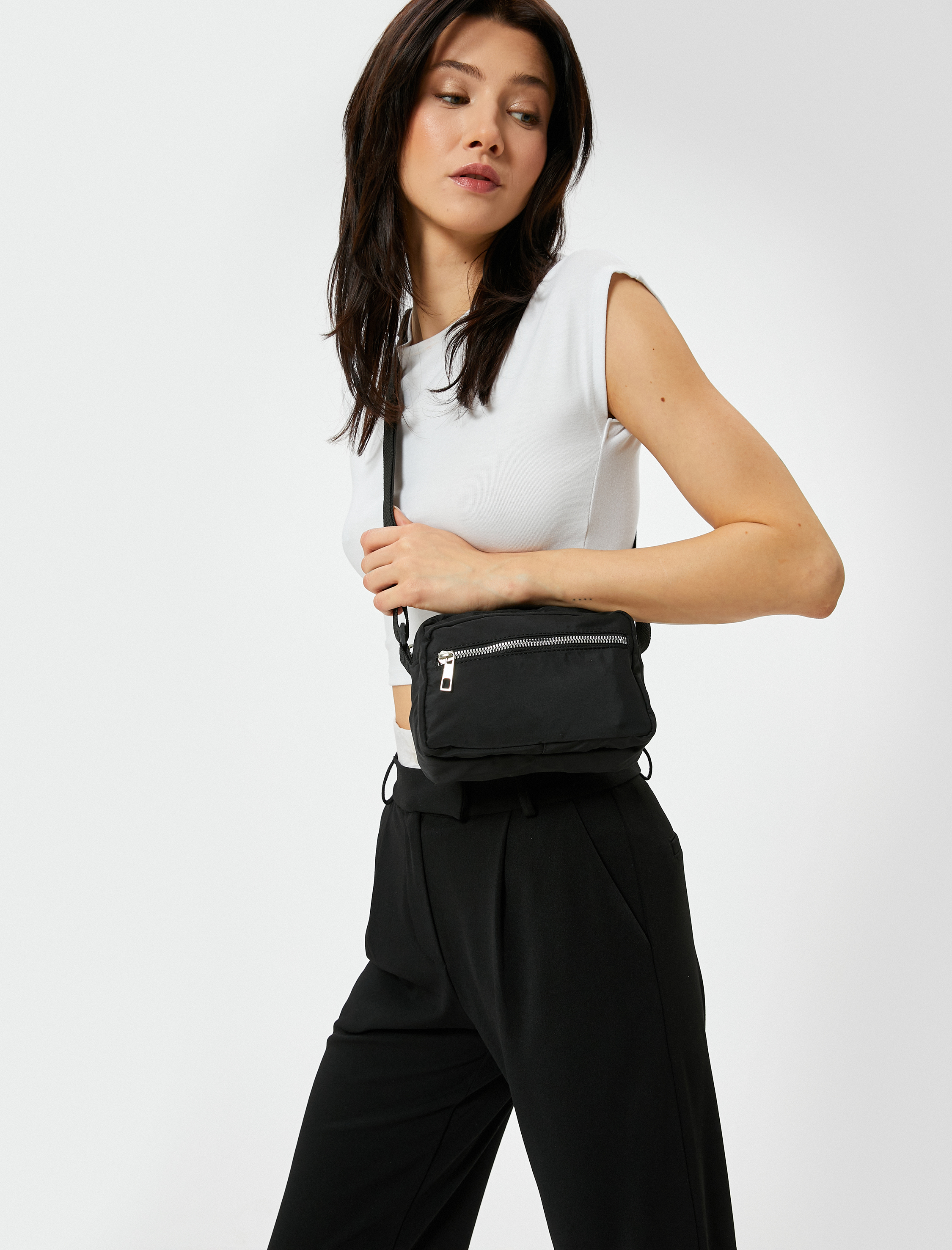 Kadın Küçük Çapraz Çanta Fermuarlı Askılı