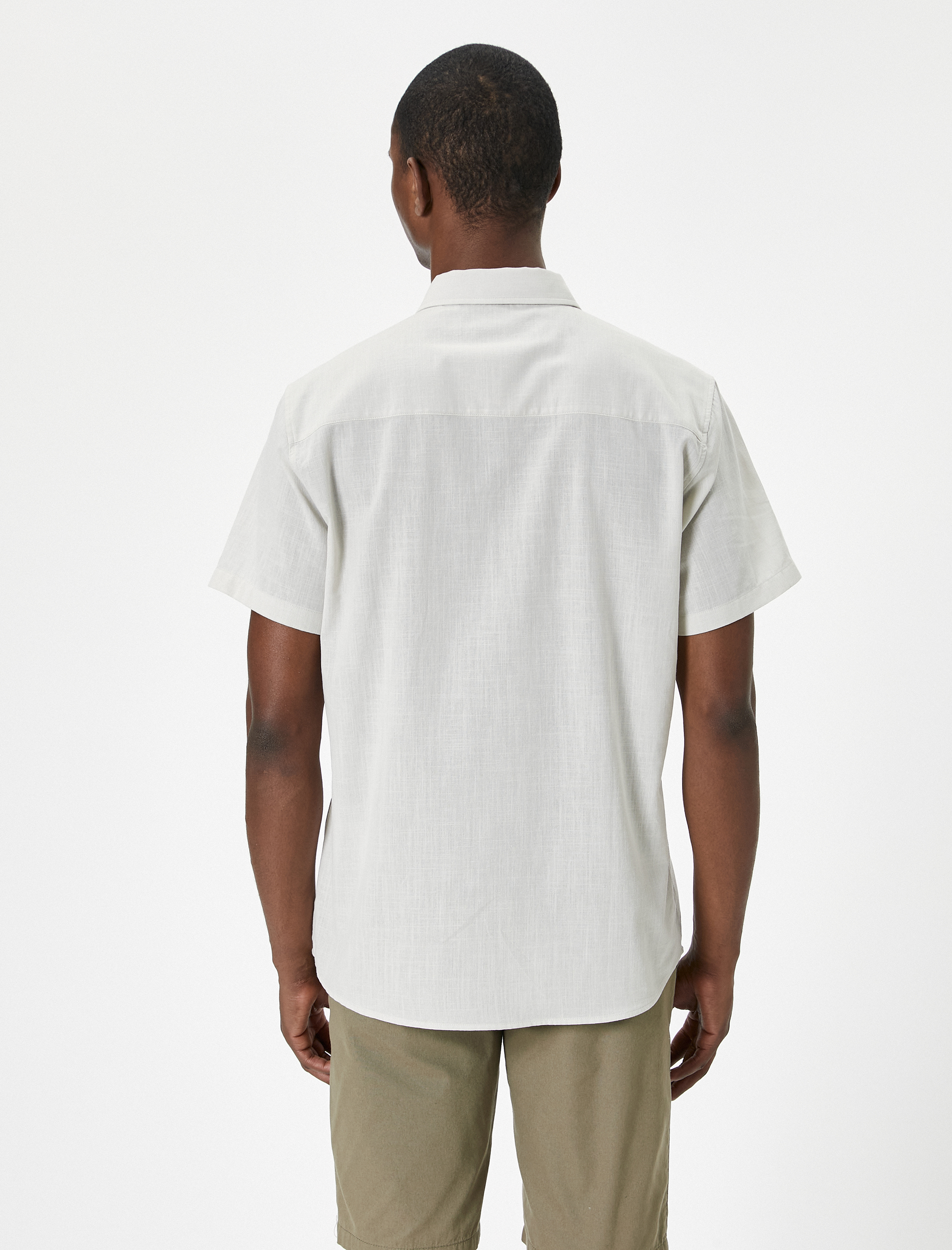 Kısa Kollu Gömlek Slim Fit Klasik Yaka Düğmeli Cep Detaylı