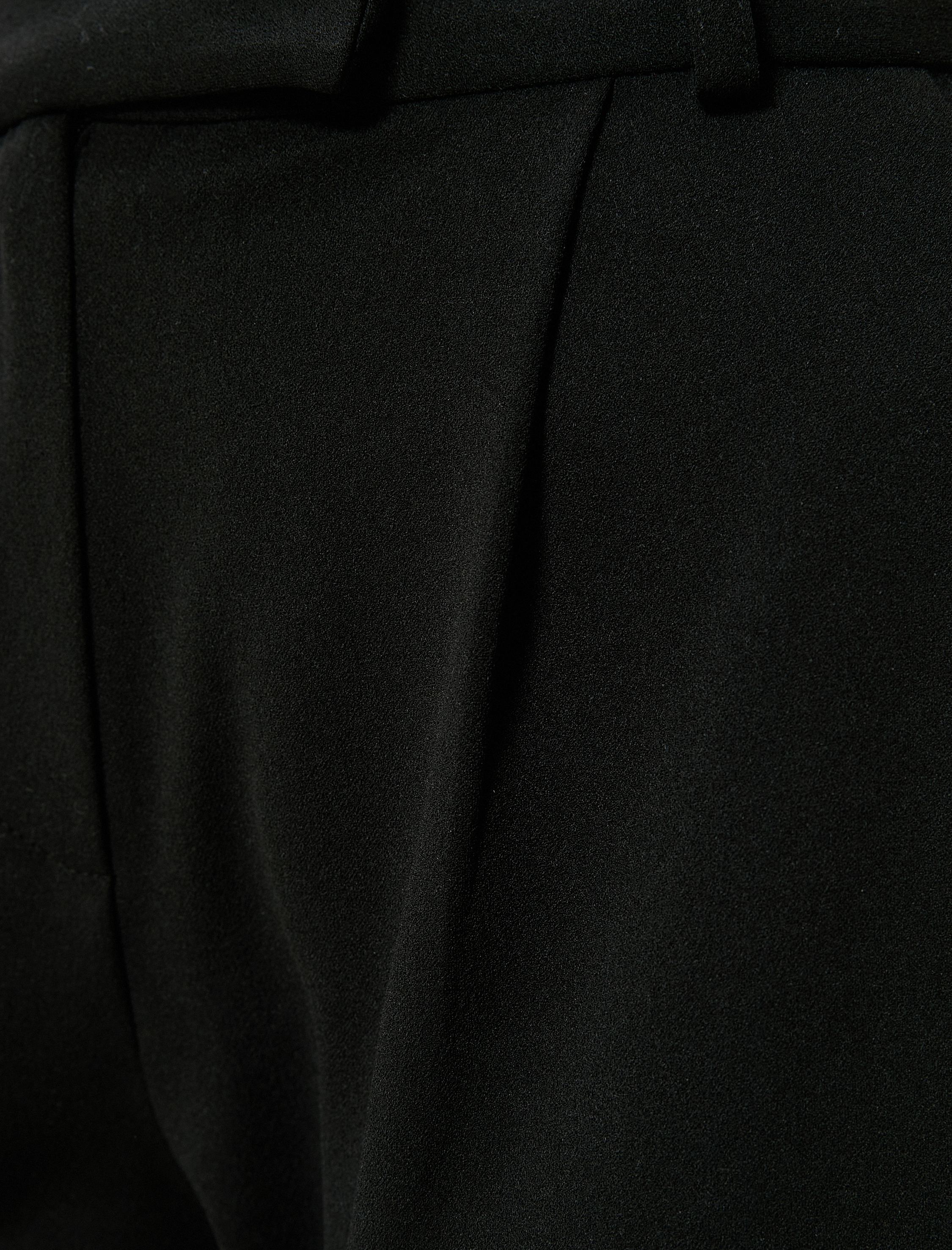   Düz Paça Pantolon Bel Detaylı Pileli