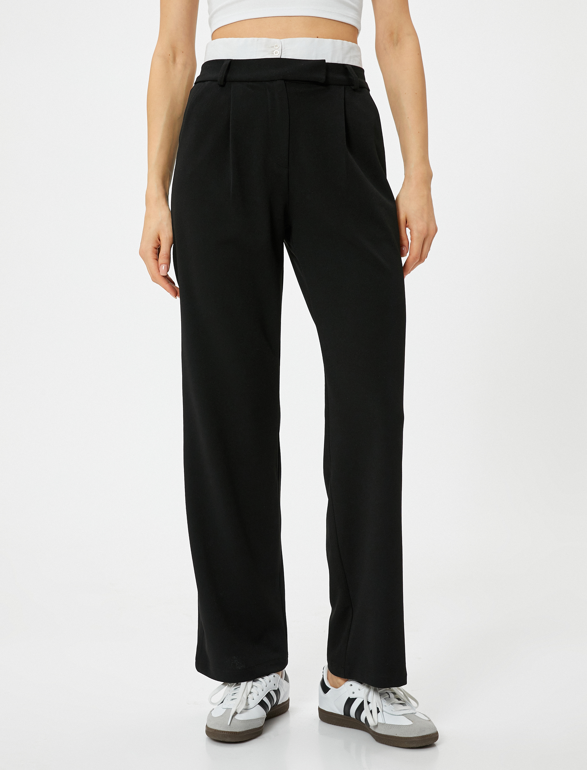   Düz Paça Pantolon Bel Detaylı Pileli