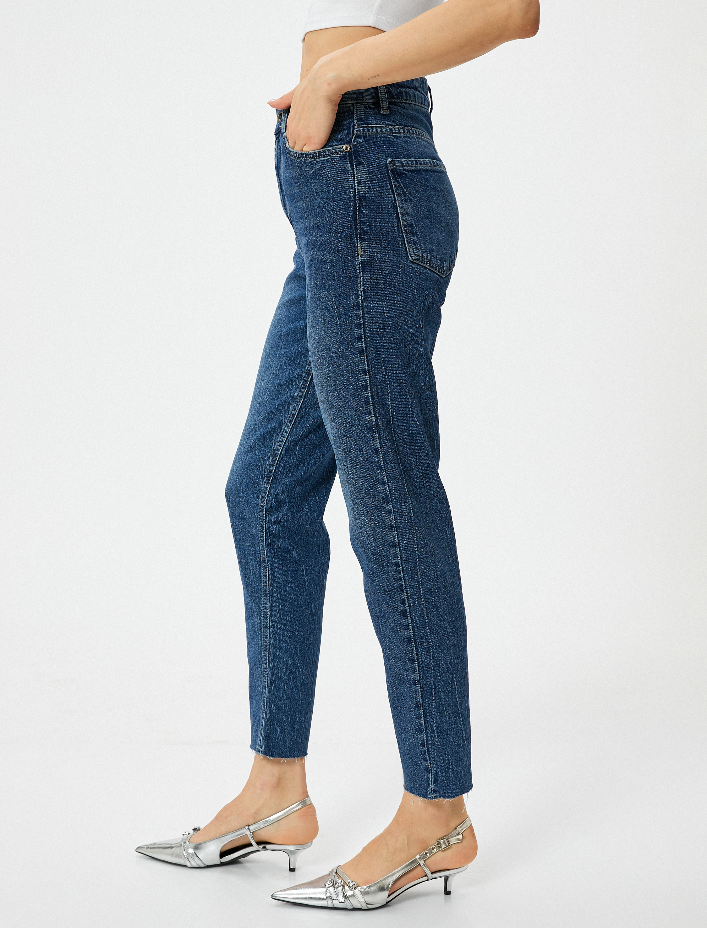   Yüksek Bel Kot Pantolon Rahat Kesim Hafif Dar Paça - Mom Slim Jeans