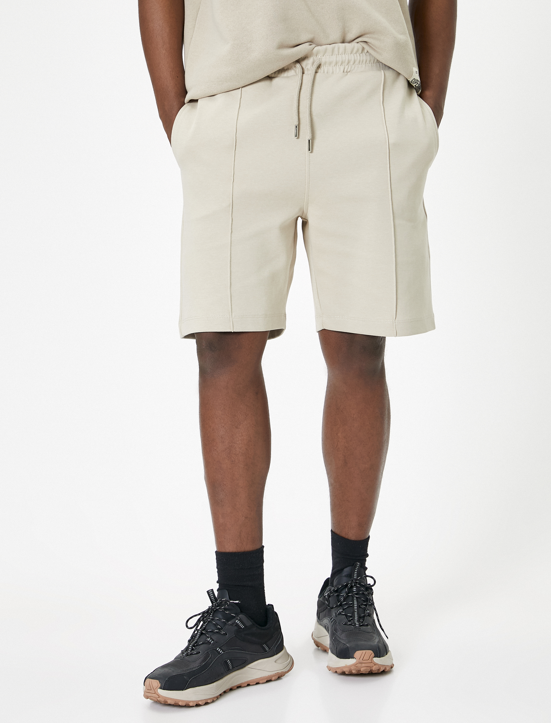   Bermuda Şort Beli Bağcıklı Nervürlü Cepli