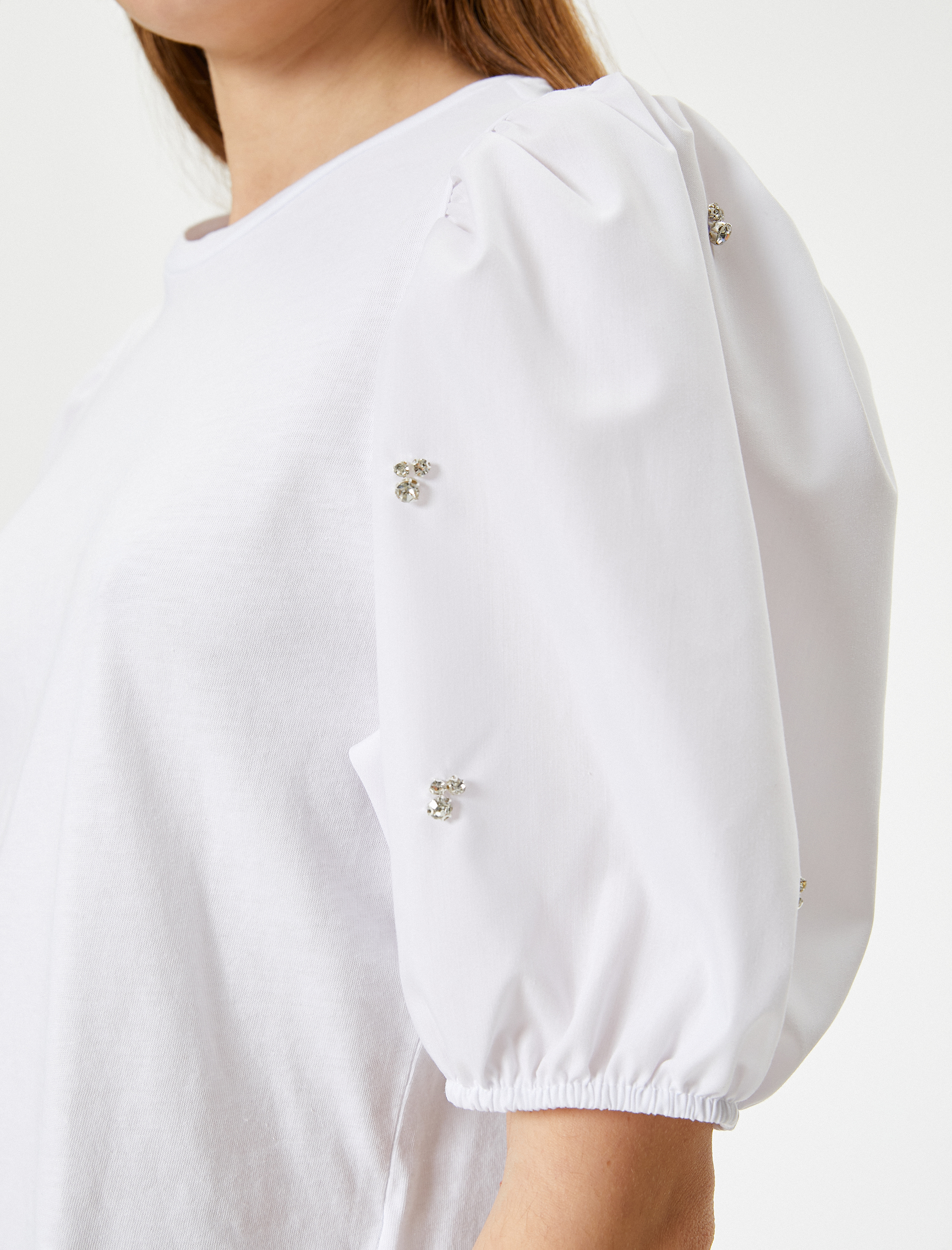   Taşlı Balon Kol Tişört Yuvarlak Yaka