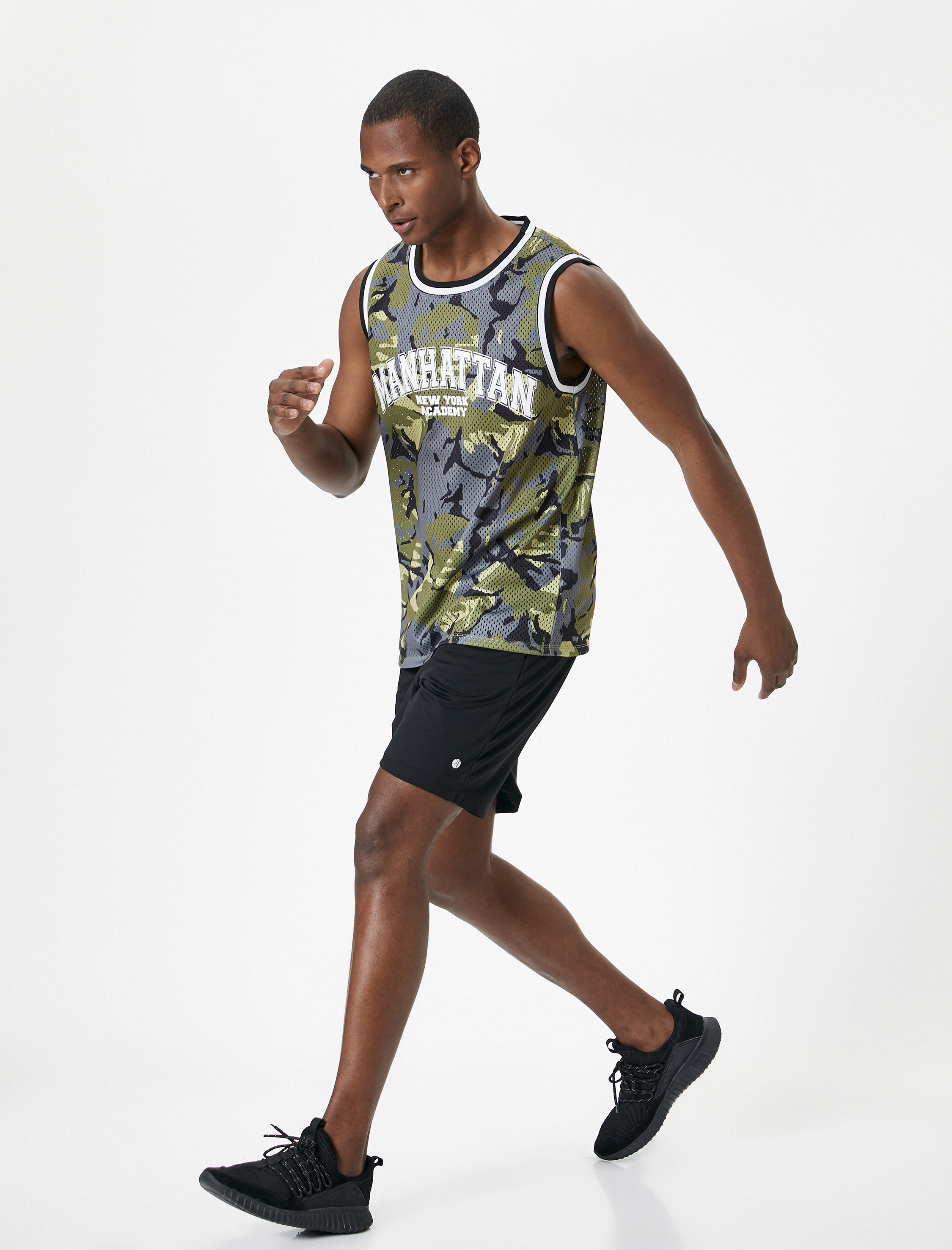   Sporcu Atleti Kamuflaj Baskılı Sloganlı Bisiklet Yaka