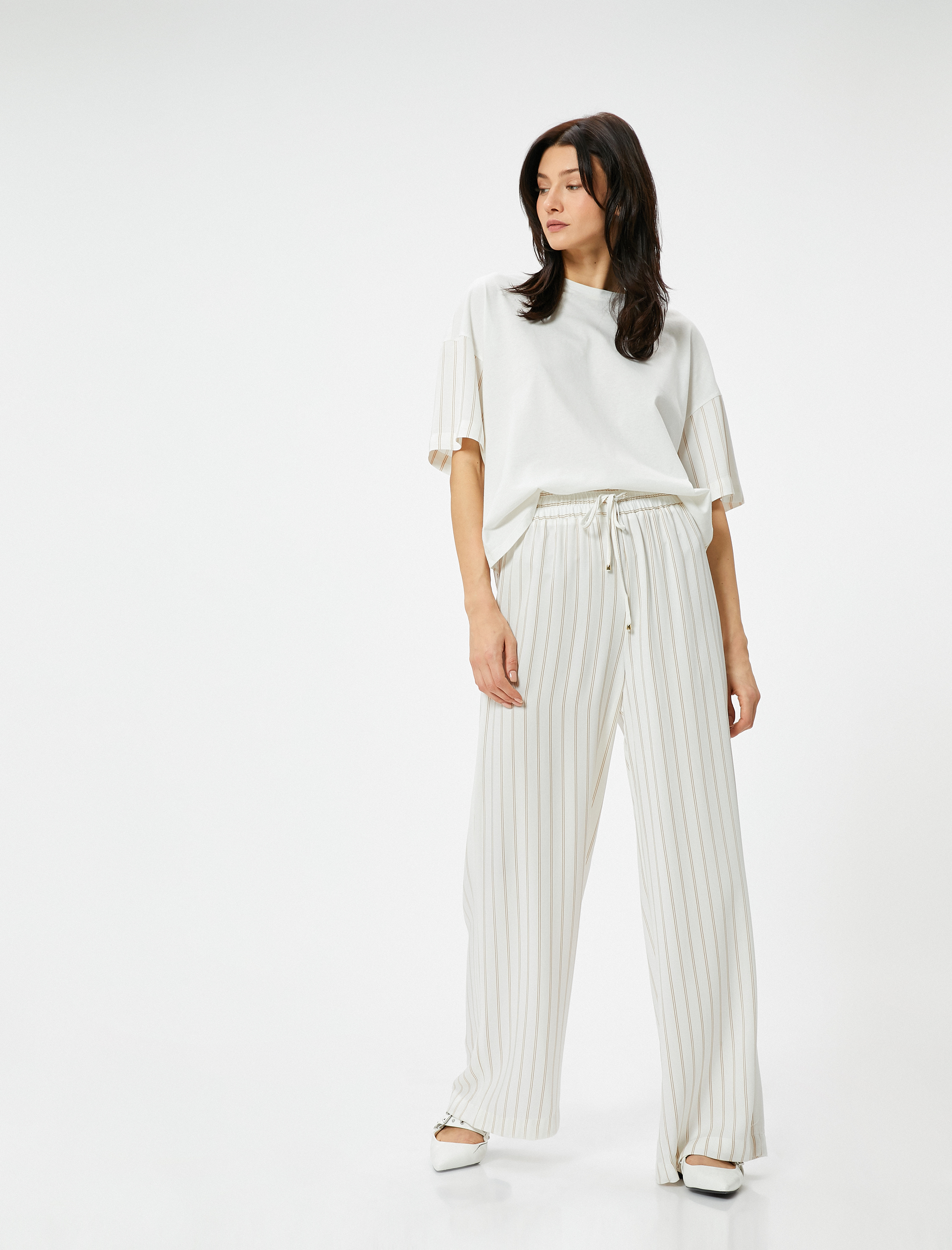   Bol Paça Pantolon Beli Bağcıklı Lastikli